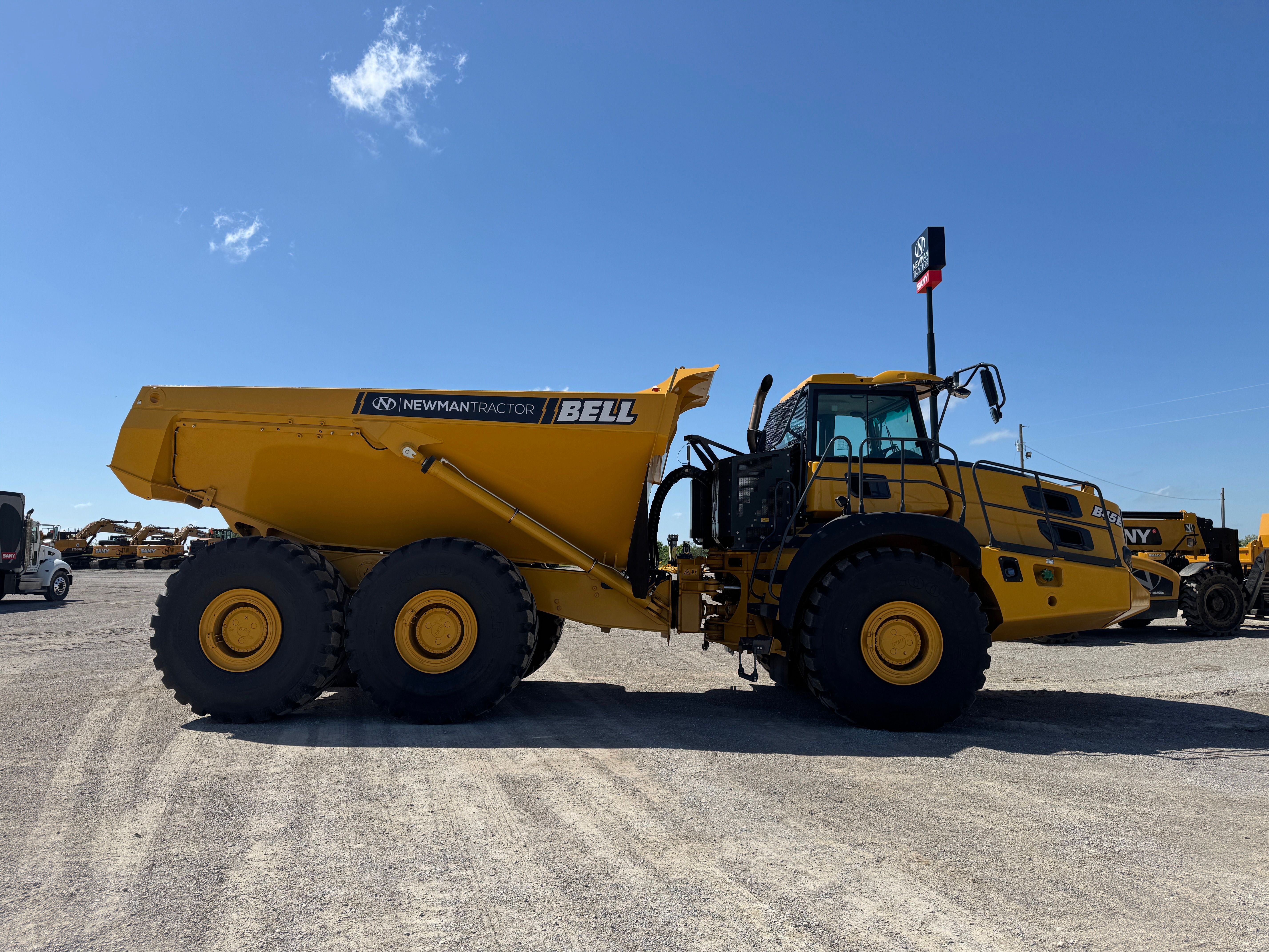 2025 BELL B45E Photo 8 Thumbnail