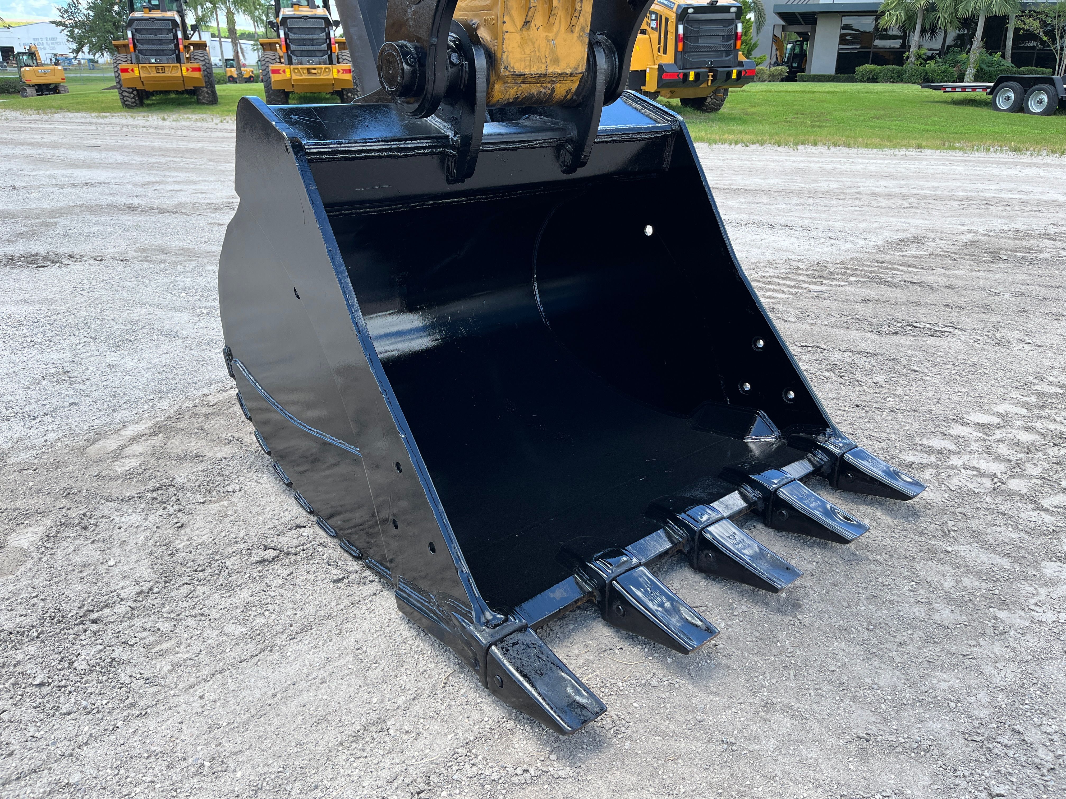 60" EXCAVATOR DIGGING BUCKET 90MM PIN Photo 4 Thumbnail