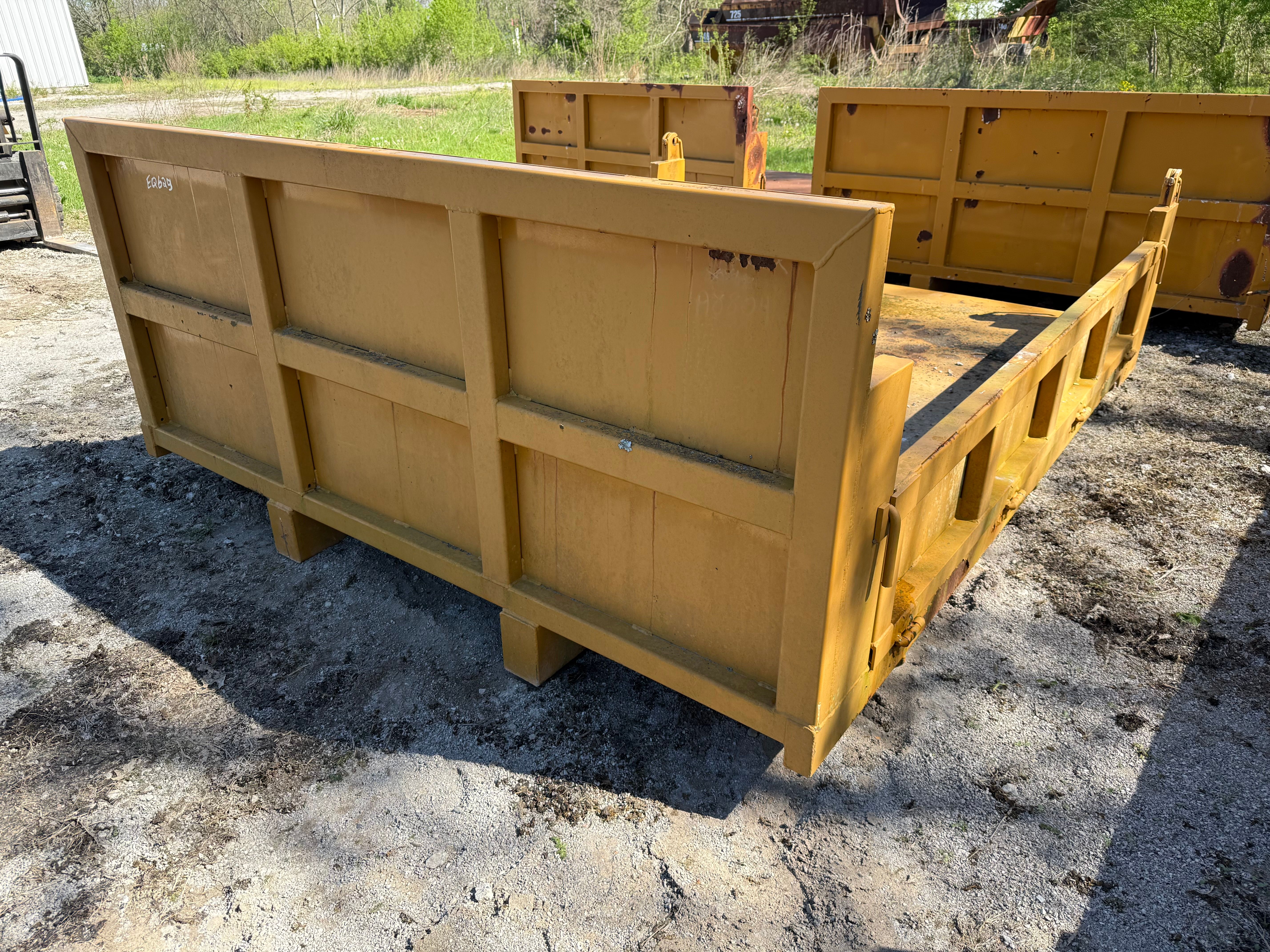 DUMP BED FOR MST 800VD Photo 2 Thumbnail