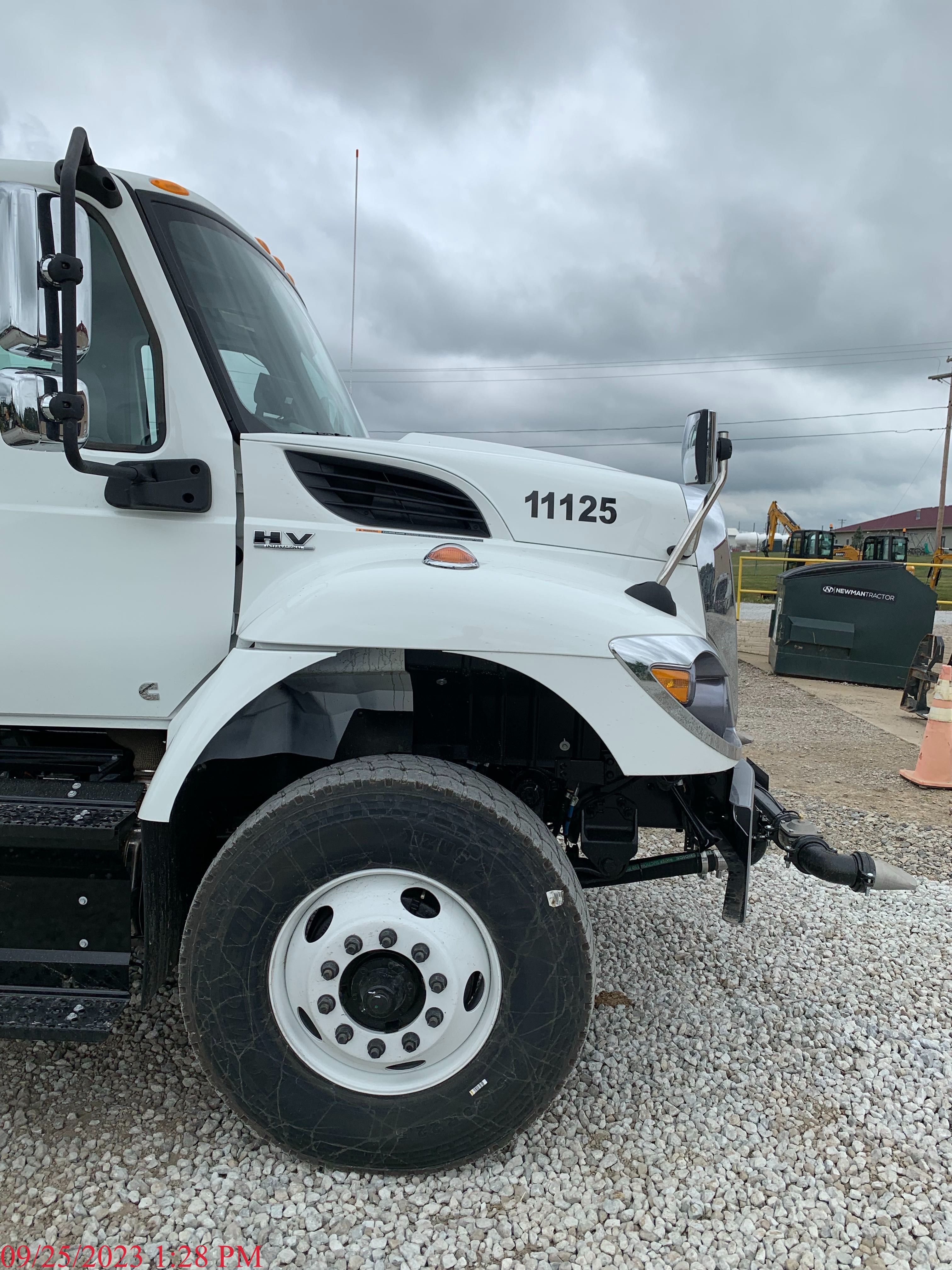 2024 INTERNATIONAL HV607 Photo 11 Thumbnail