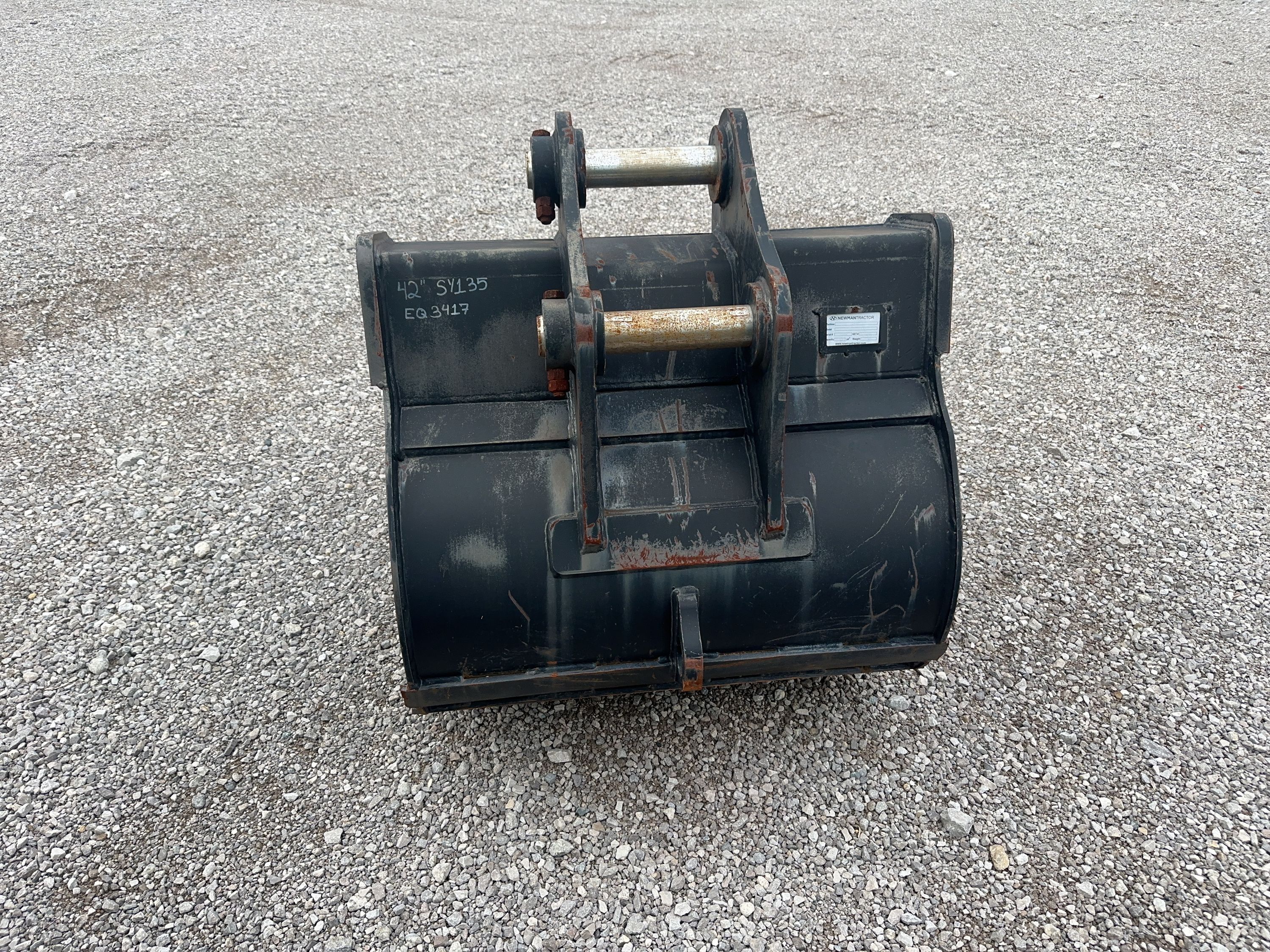 42" EXCAVATOR DIGGING BUCKET 65MM PIN Photo 4 Thumbnail