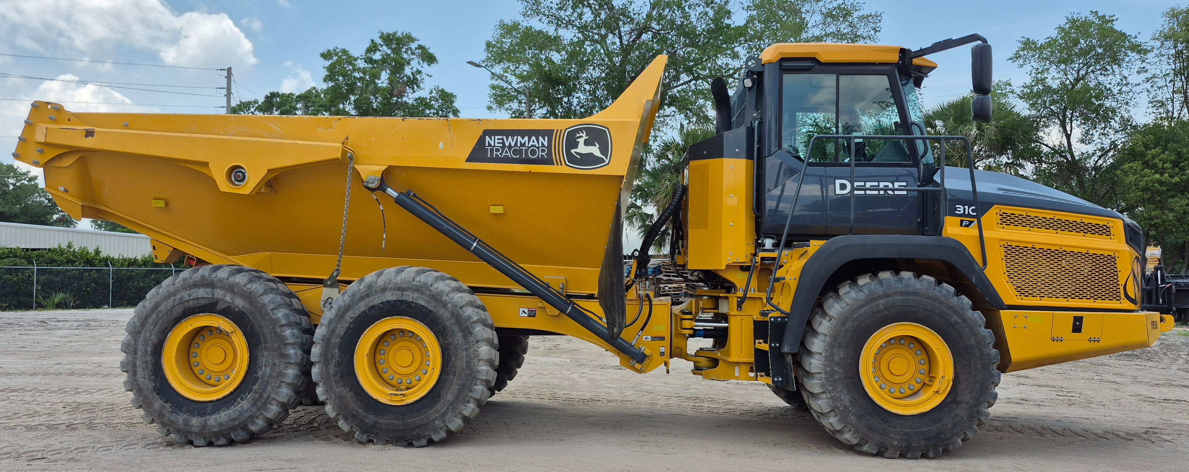 2024 JOHN DEERE 310P Photo 5 Thumbnail