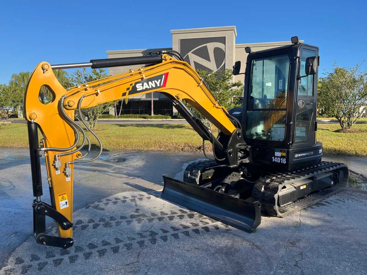 2025 SANY SY50U Photo 1