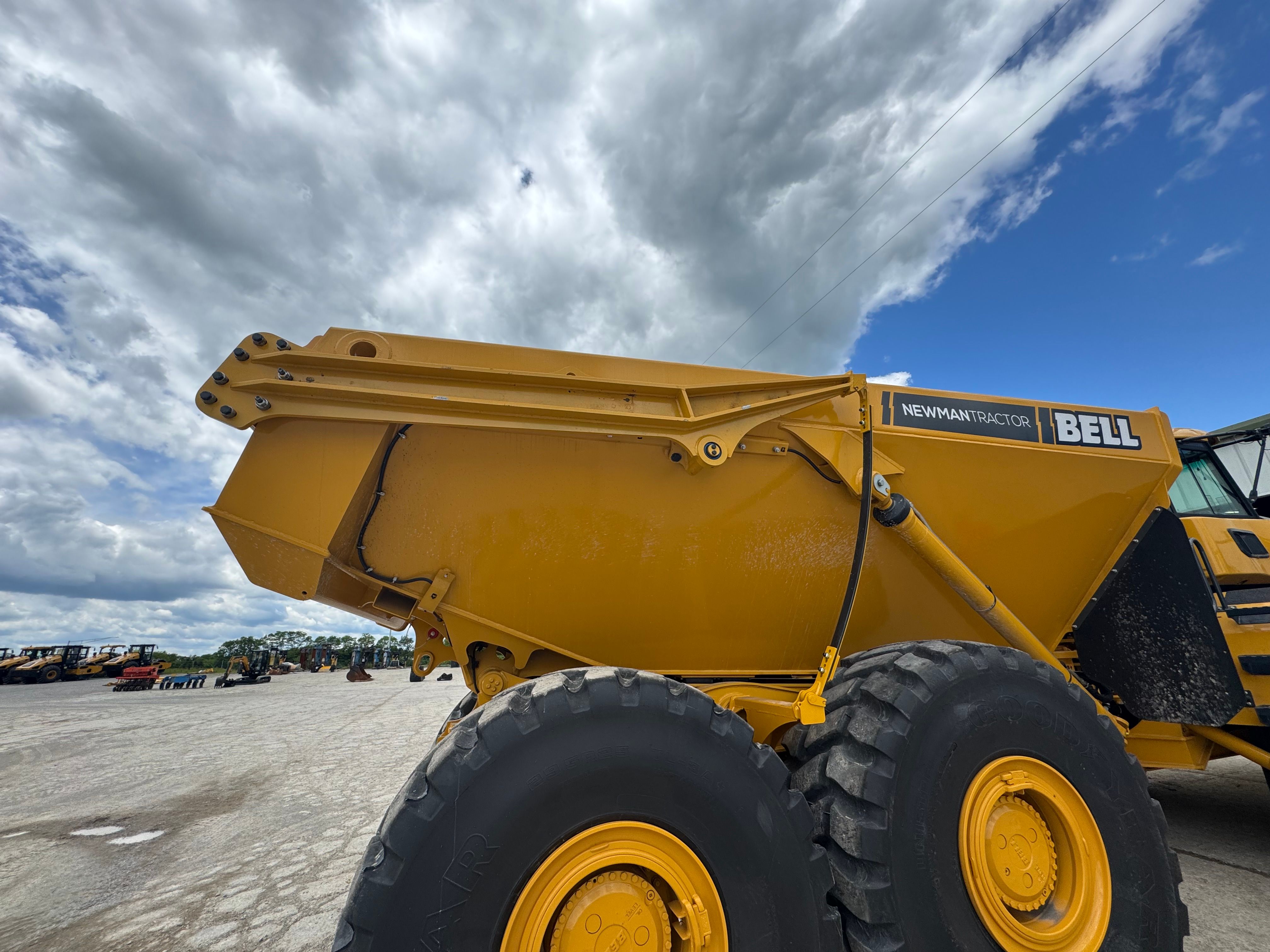 BELL B45E TAILGATE Photo 2 Thumbnail