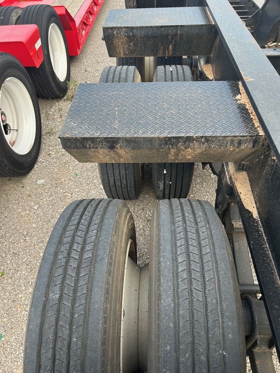 PITTS CONTENDER 55T LOWBOY 53' LONG 26" DECK Photo 5 Thumbnail