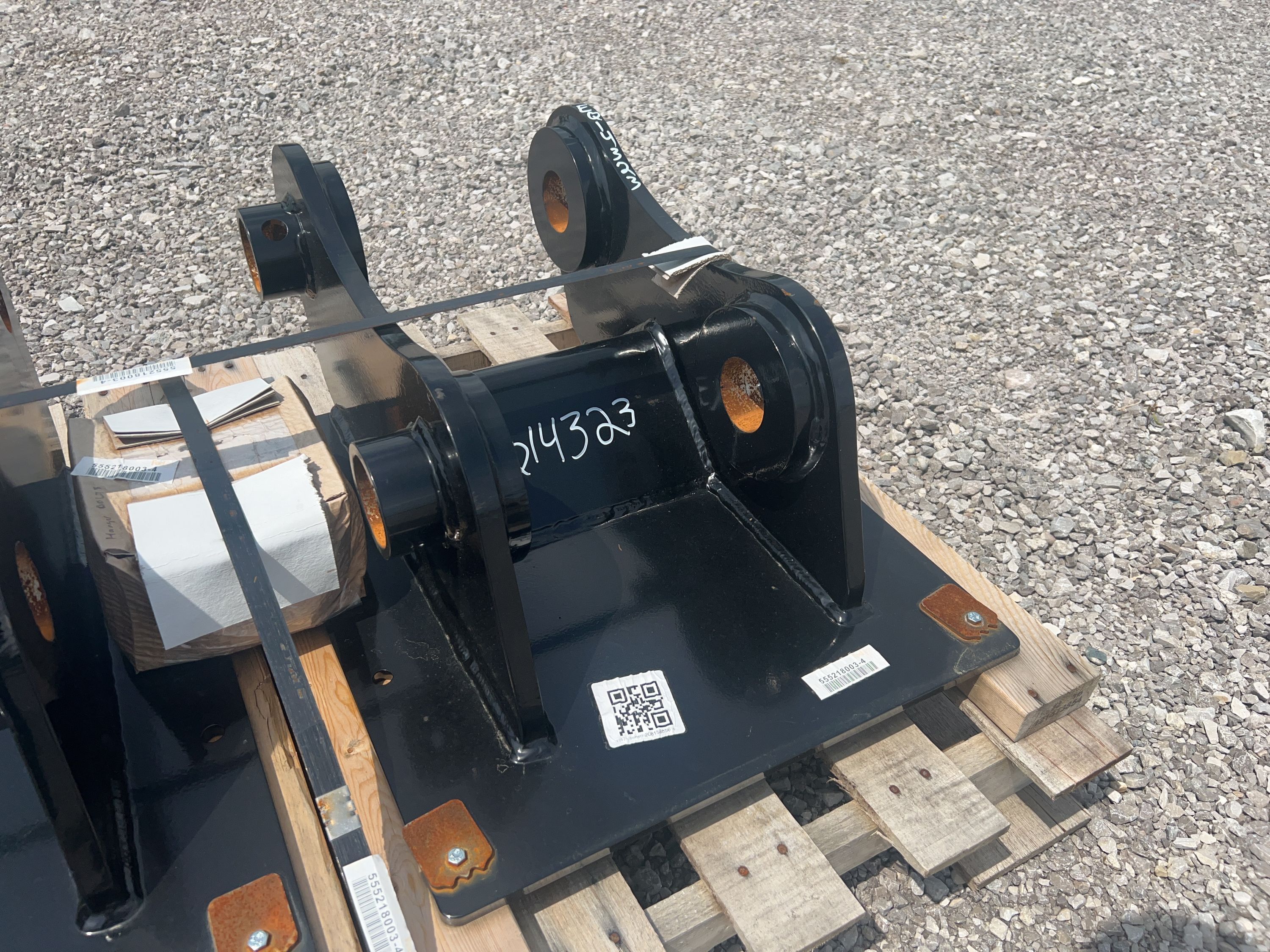 Equipment Photo - EQ14323