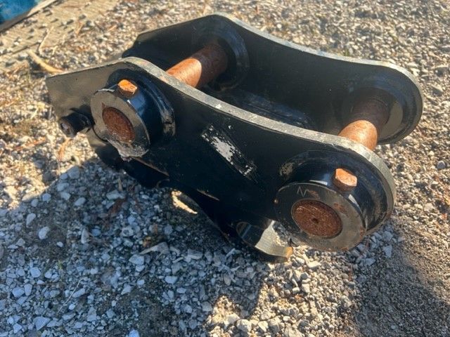 MANUAL QUICK COUPLER FOR SY50U Photo 1 Thumbnail