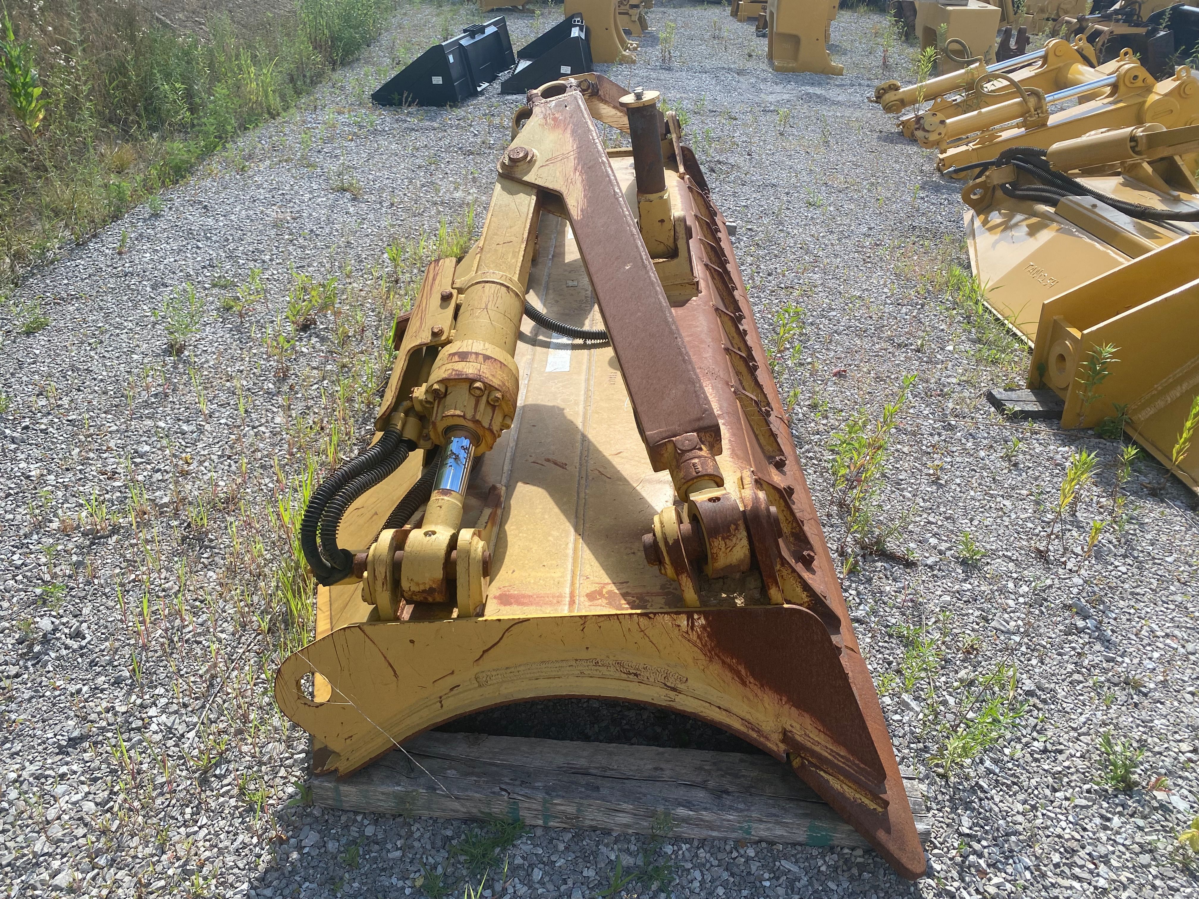 ANGLE BLADE FOR CAT D7E Photo 1 Thumbnail