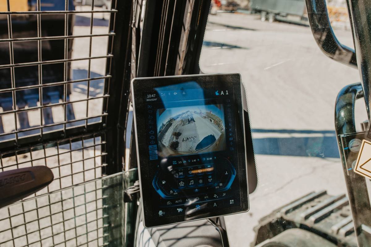 Newman Tractor Image