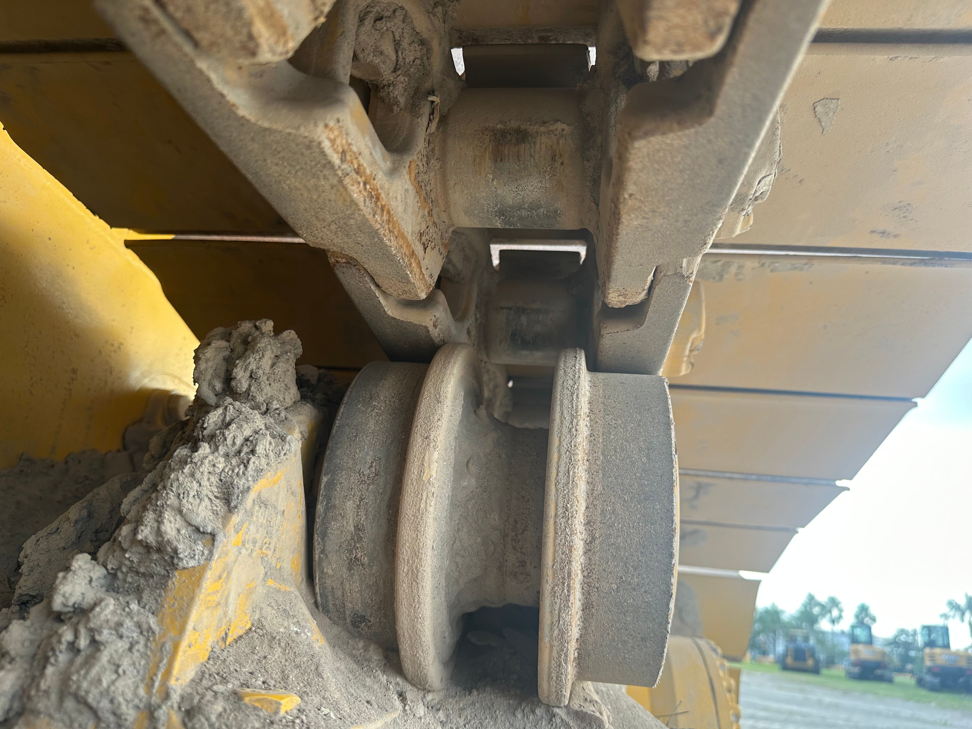 2023 JOHN DEERE 850L WLT Photo 13 Thumbnail