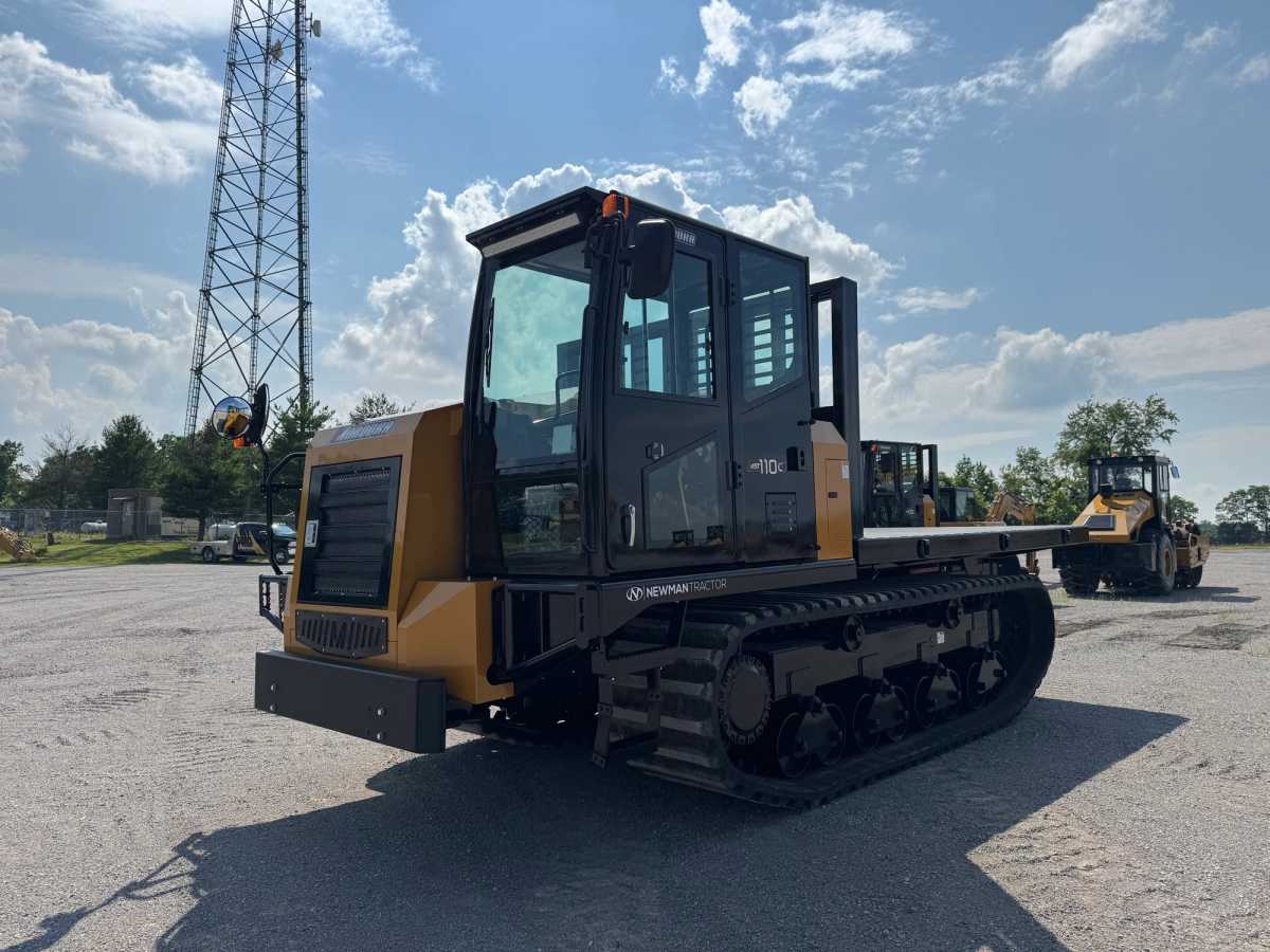 2025 MOROOKA MST 110C Photo 1