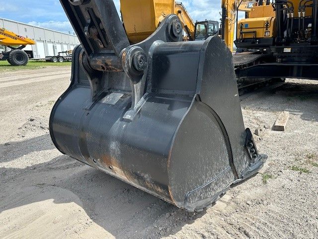 58" BUCKET FOR NEW SY335C Photo 2 Thumbnail