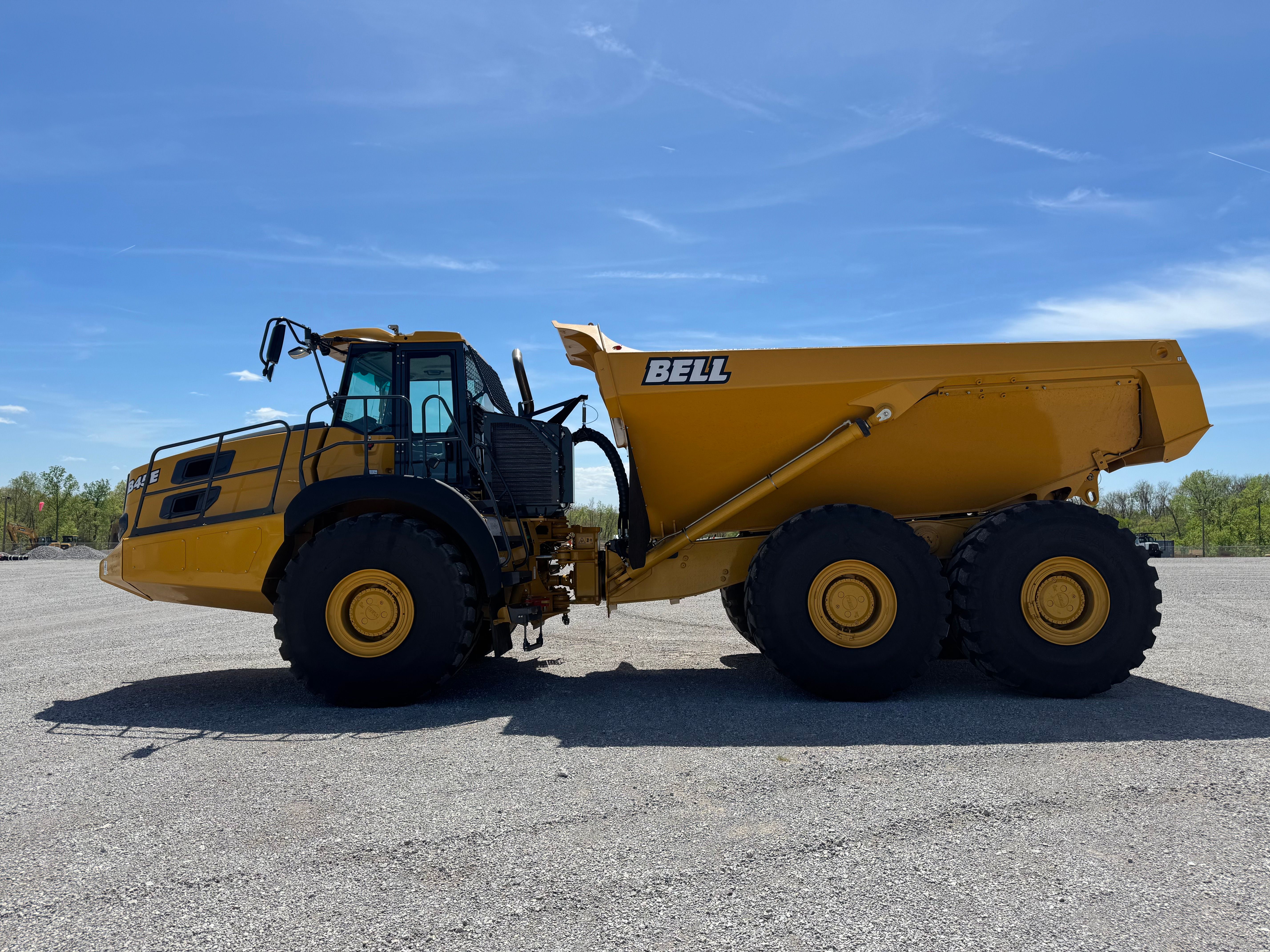 2025 BELL B45E Photo 5 Thumbnail