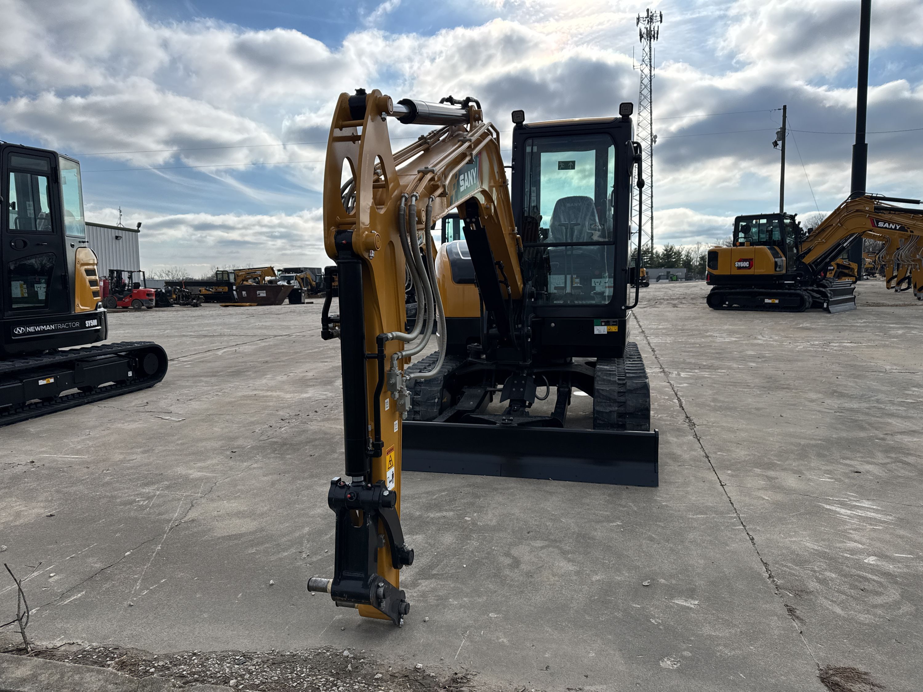 2025 SANY SY50U Photo 8 Thumbnail