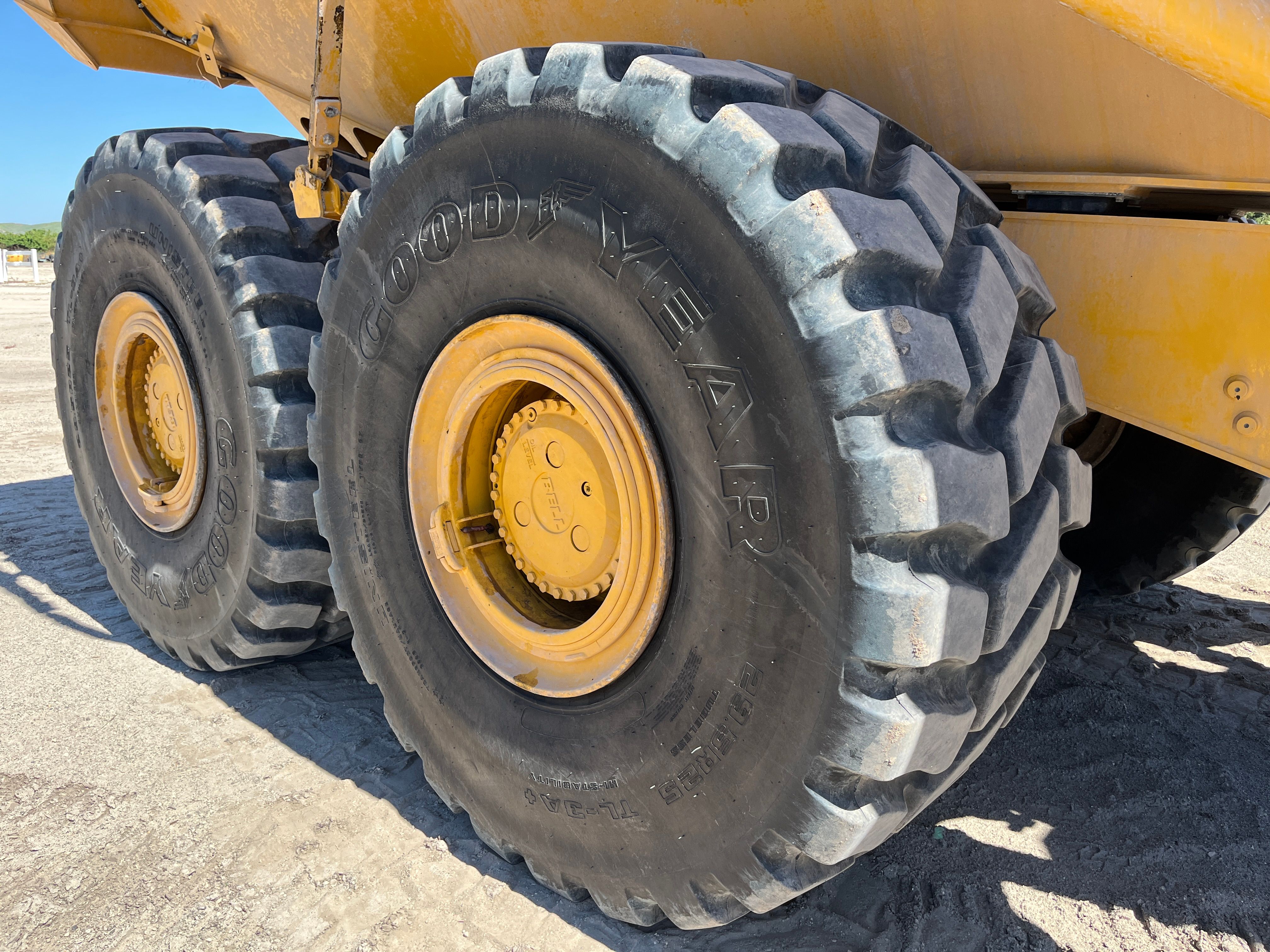 2025 BELL B45E Photo 15 Thumbnail