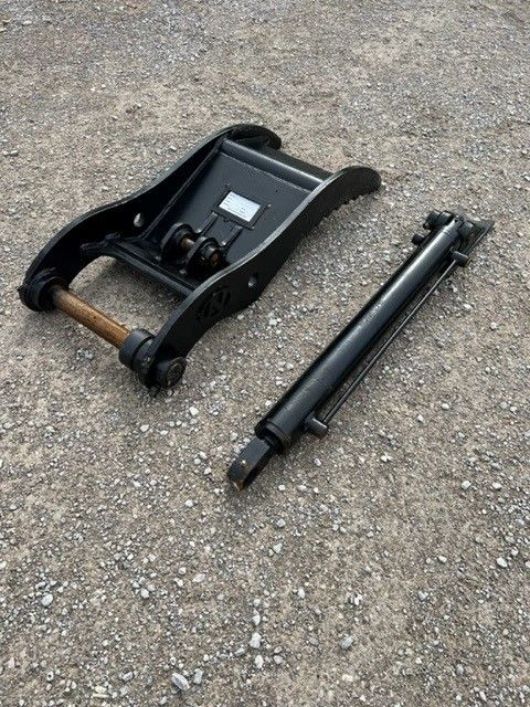 THUMB FOR SY35U (FOR USE W/ QUICK COUPLER) Photo 2 Thumbnail