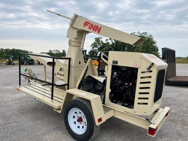 2023 B70 TRAILER MOUNTED STRAW BLOWER Photo 4 Thumbnail