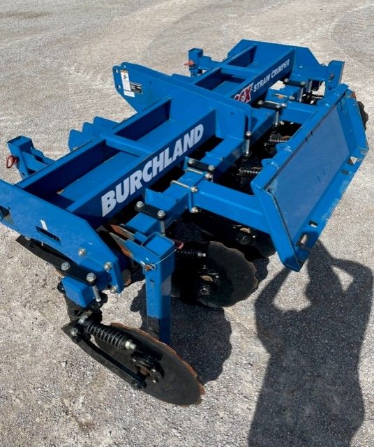 2022 BURCHLAND 8' STRAW CRIMPER Photo 2 Thumbnail