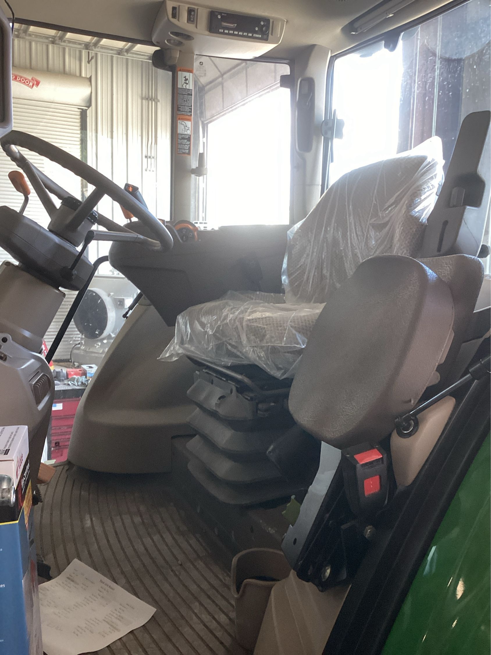 2023 JOHN DEERE 6155M Photo 7 Thumbnail