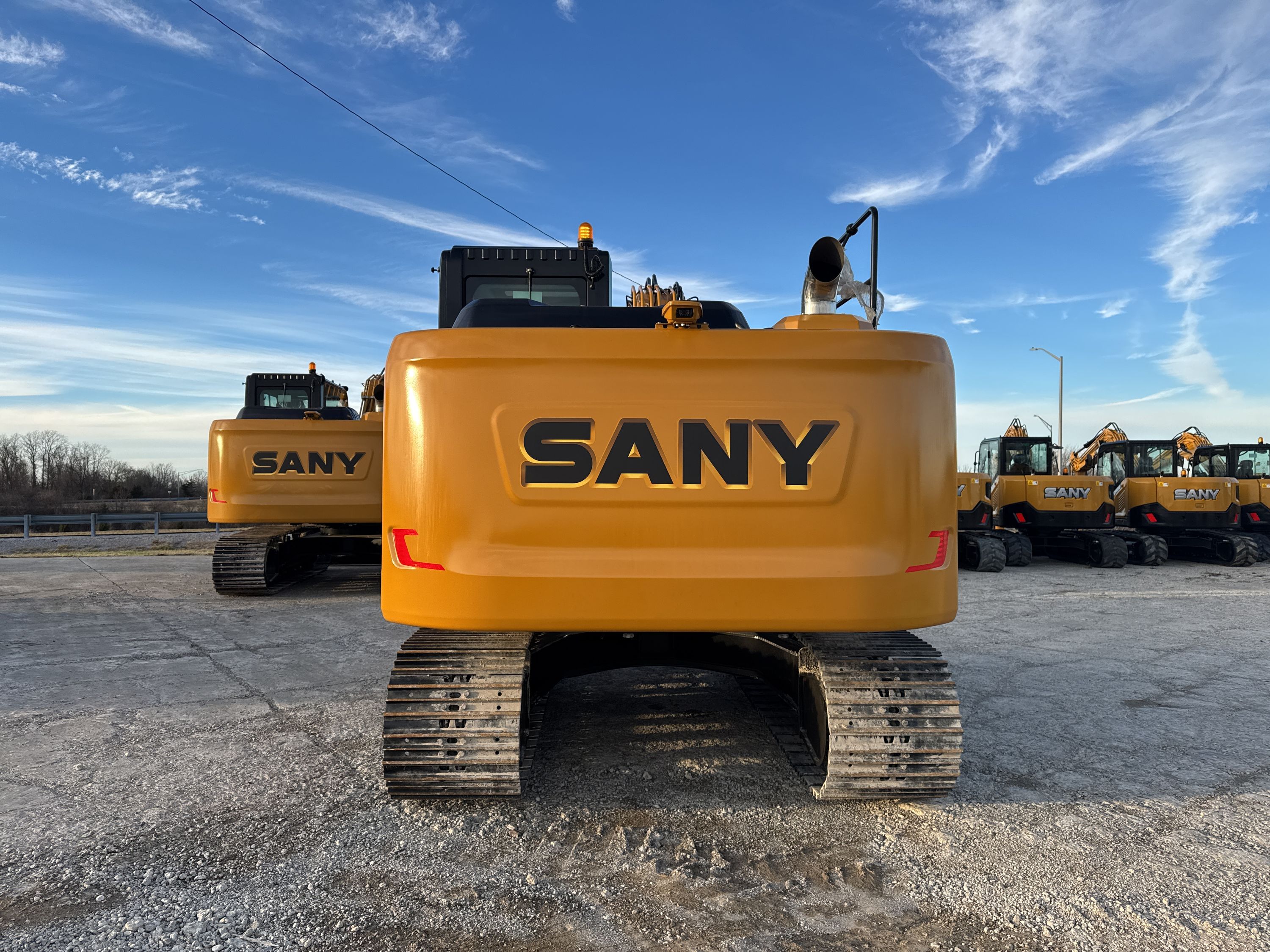 2025 SANY SY135C Photo 4 Thumbnail