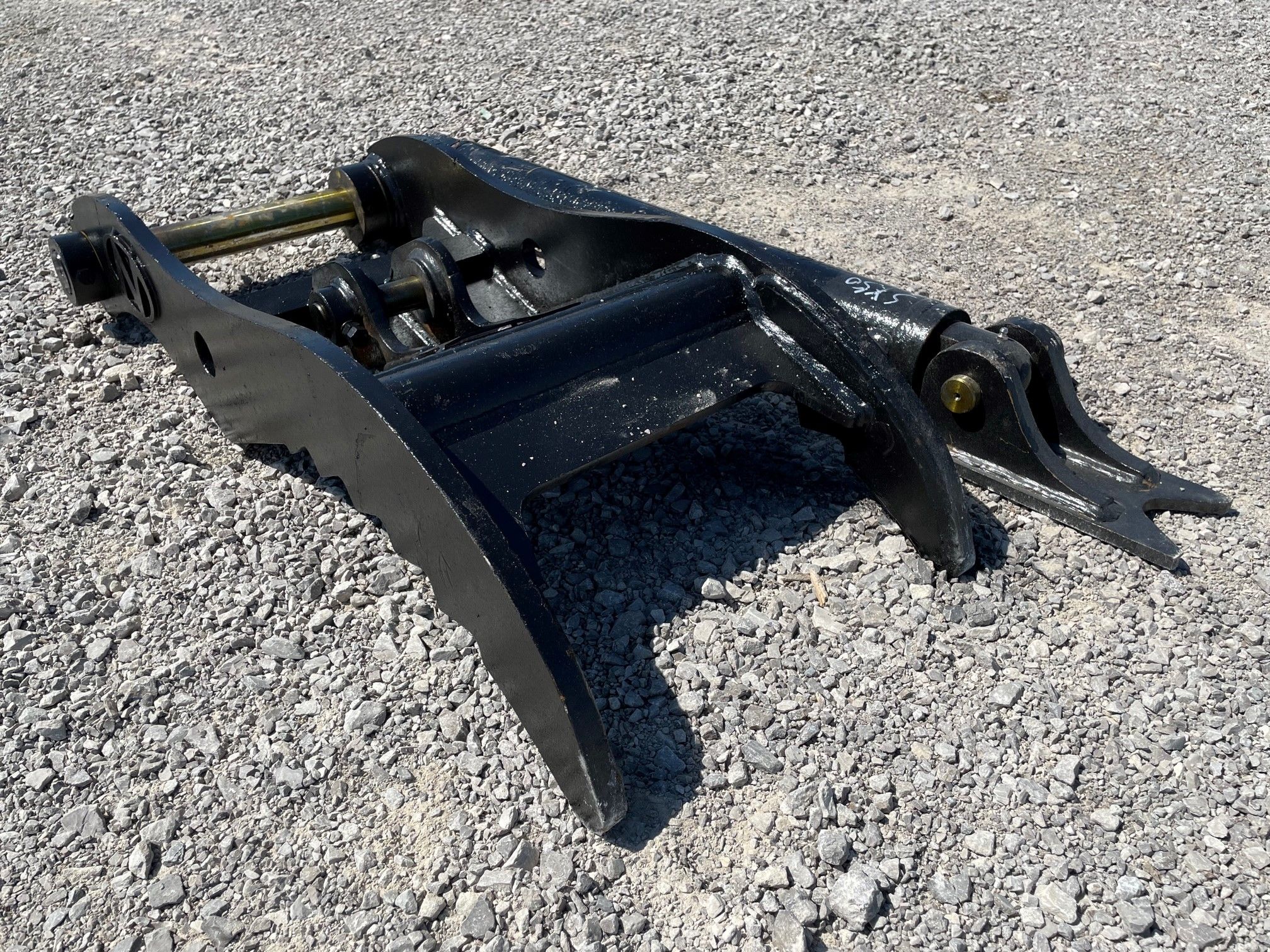 THUMB FOR SY50U (FOR USE W/ QUICK COUPLER) Photo 5 Thumbnail