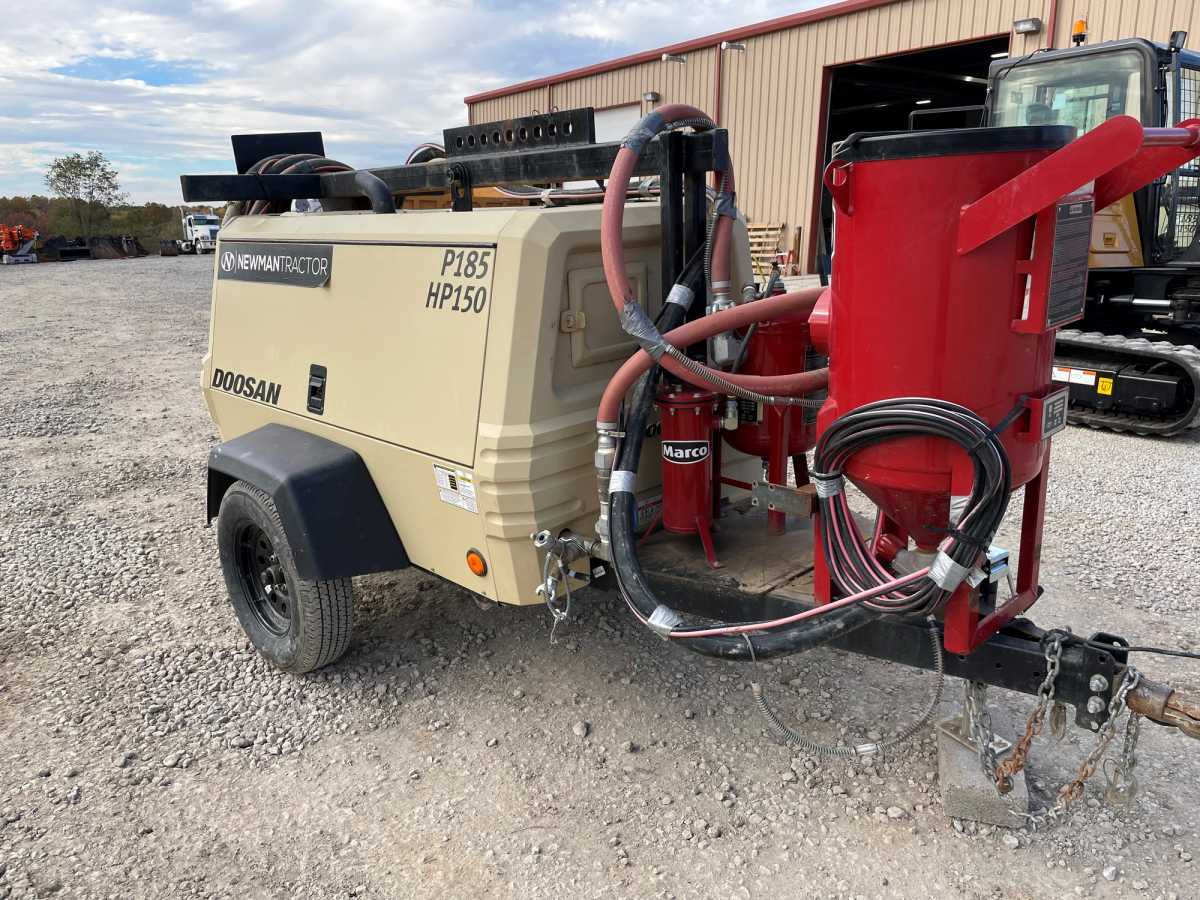 SANDBLAST ASSEMBLY W/ 18" POT Photo 1