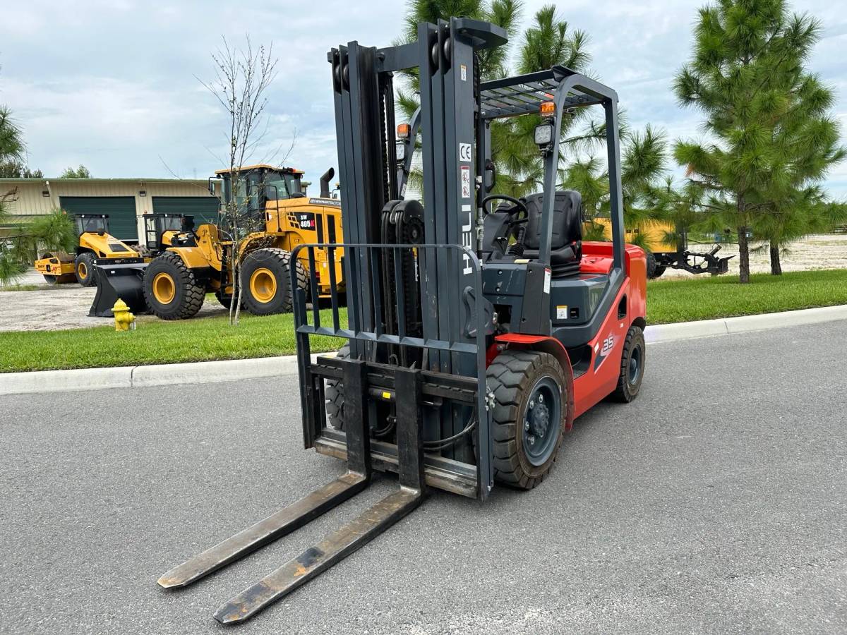Forklift