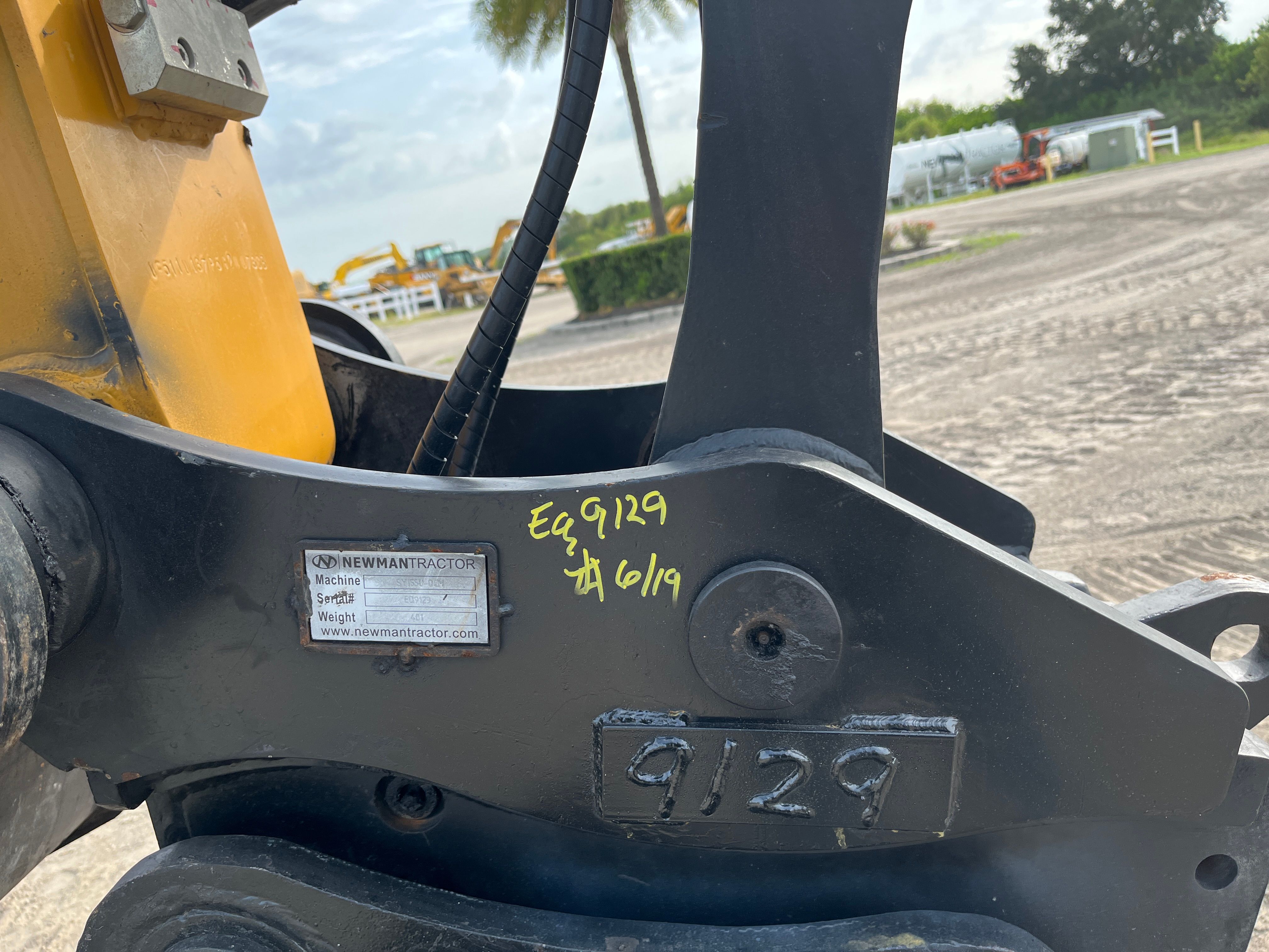 HYDRAULIC QUICK COUPLER FOR SY155U Photo 2 Thumbnail