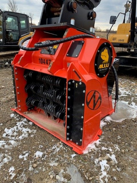 1.5 YD PADDING BUCKET Photo 4 Thumbnail