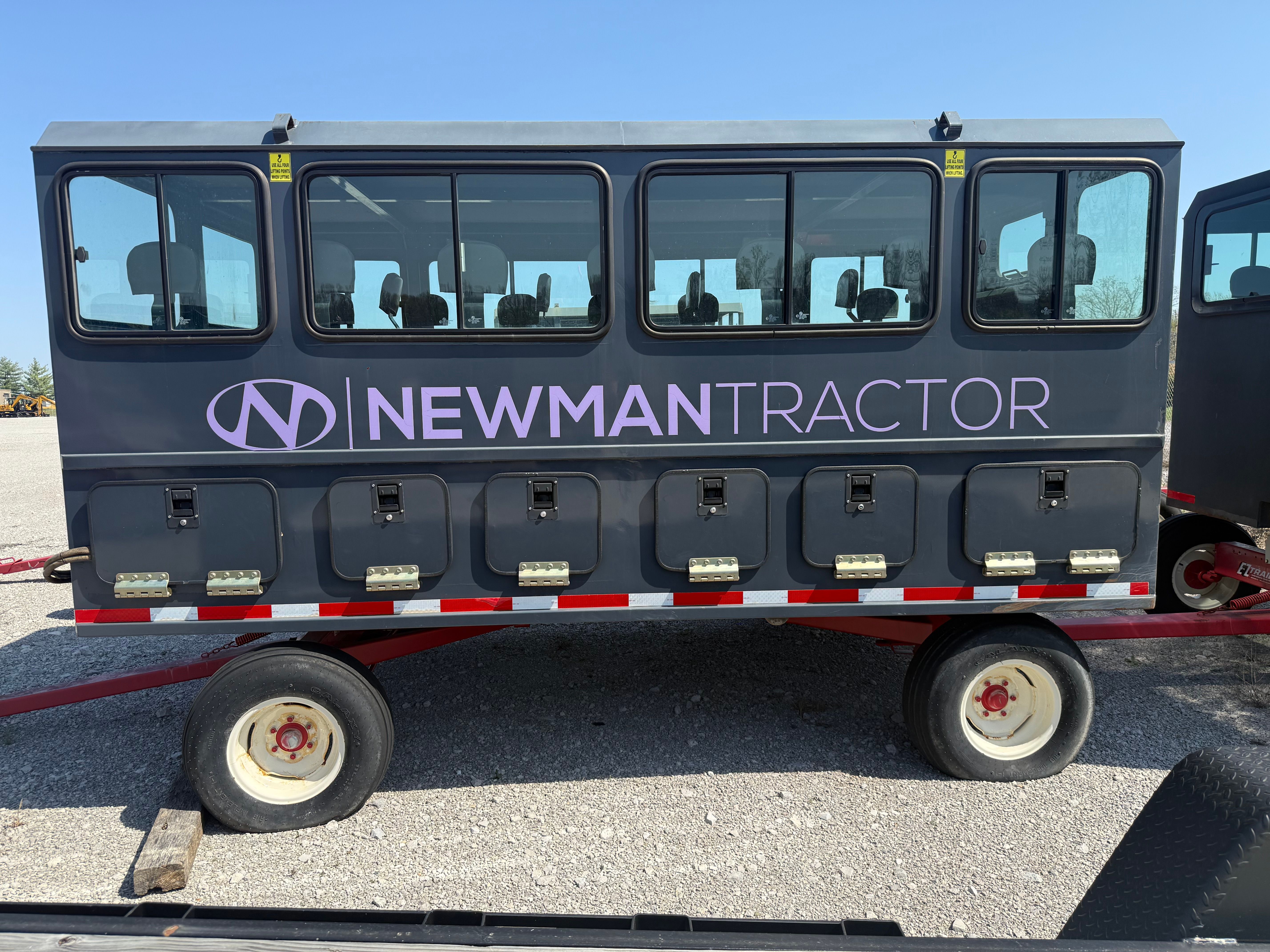 2018 18-MAN ENCLOSED PERSONNEL CARRIER, MST 1500VD Photo 2 Thumbnail