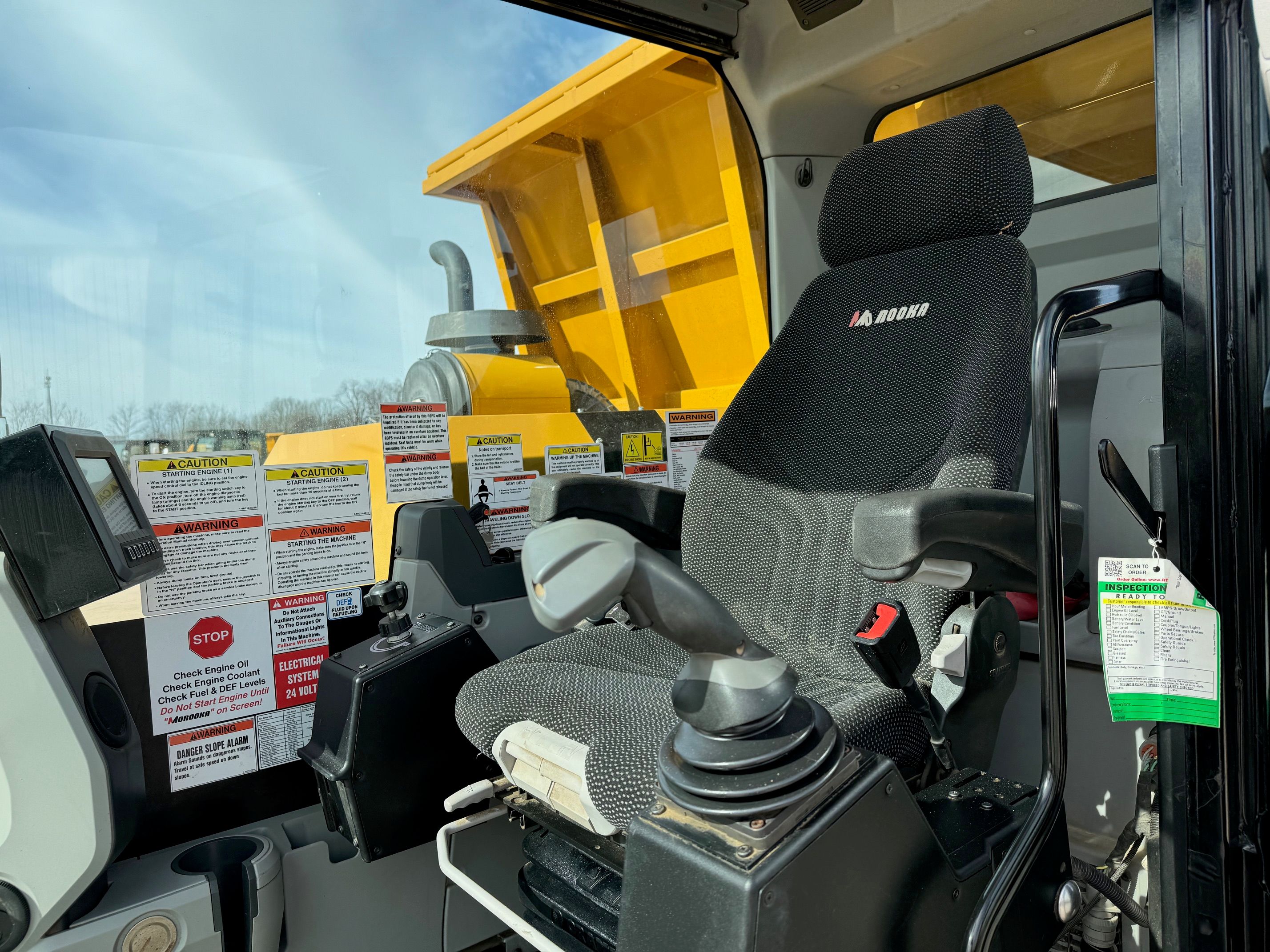 2022 MOROOKA MST 2200VD Photo 5 Thumbnail