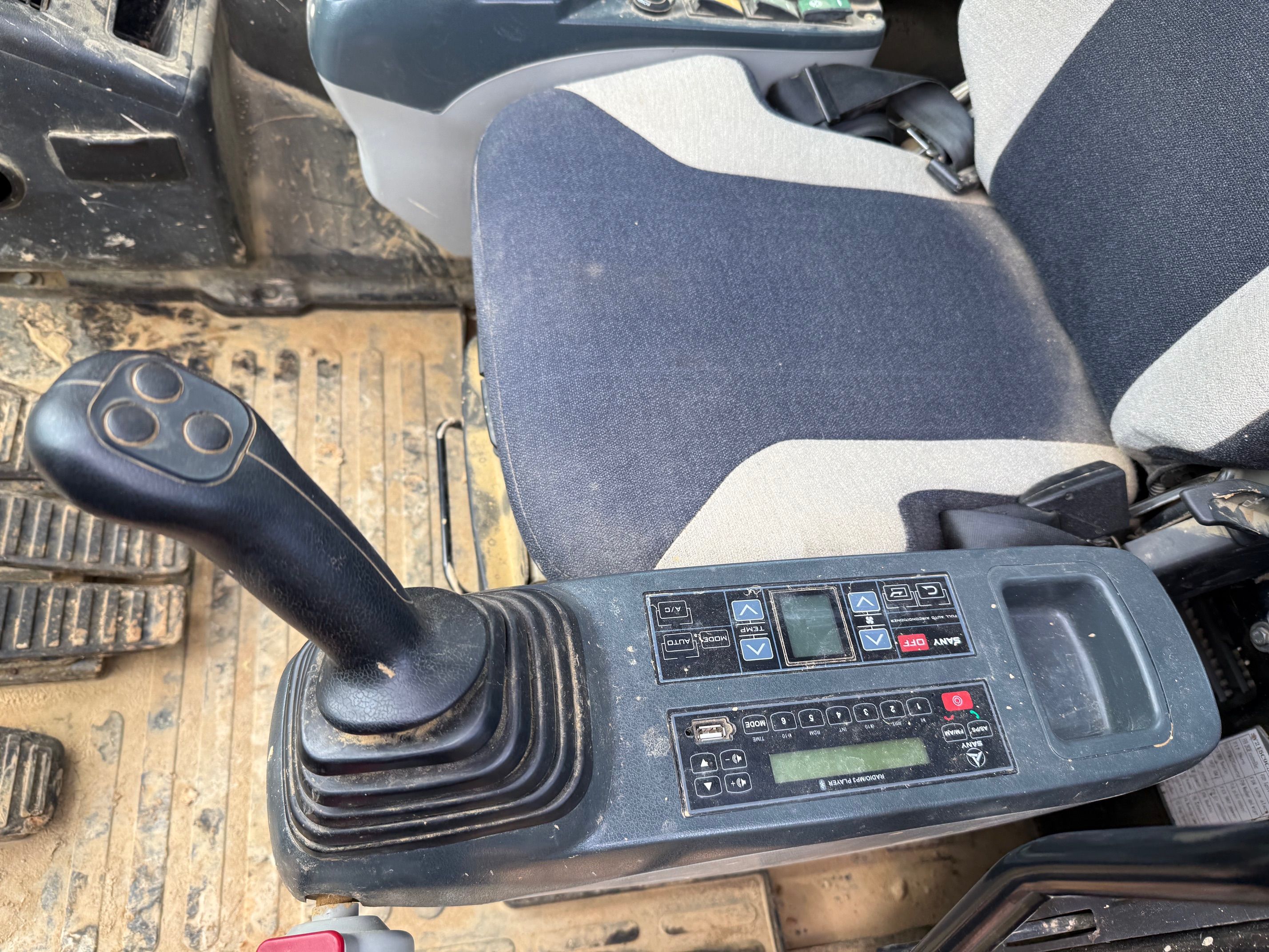 2023 SANY SY225C Photo 9 Thumbnail