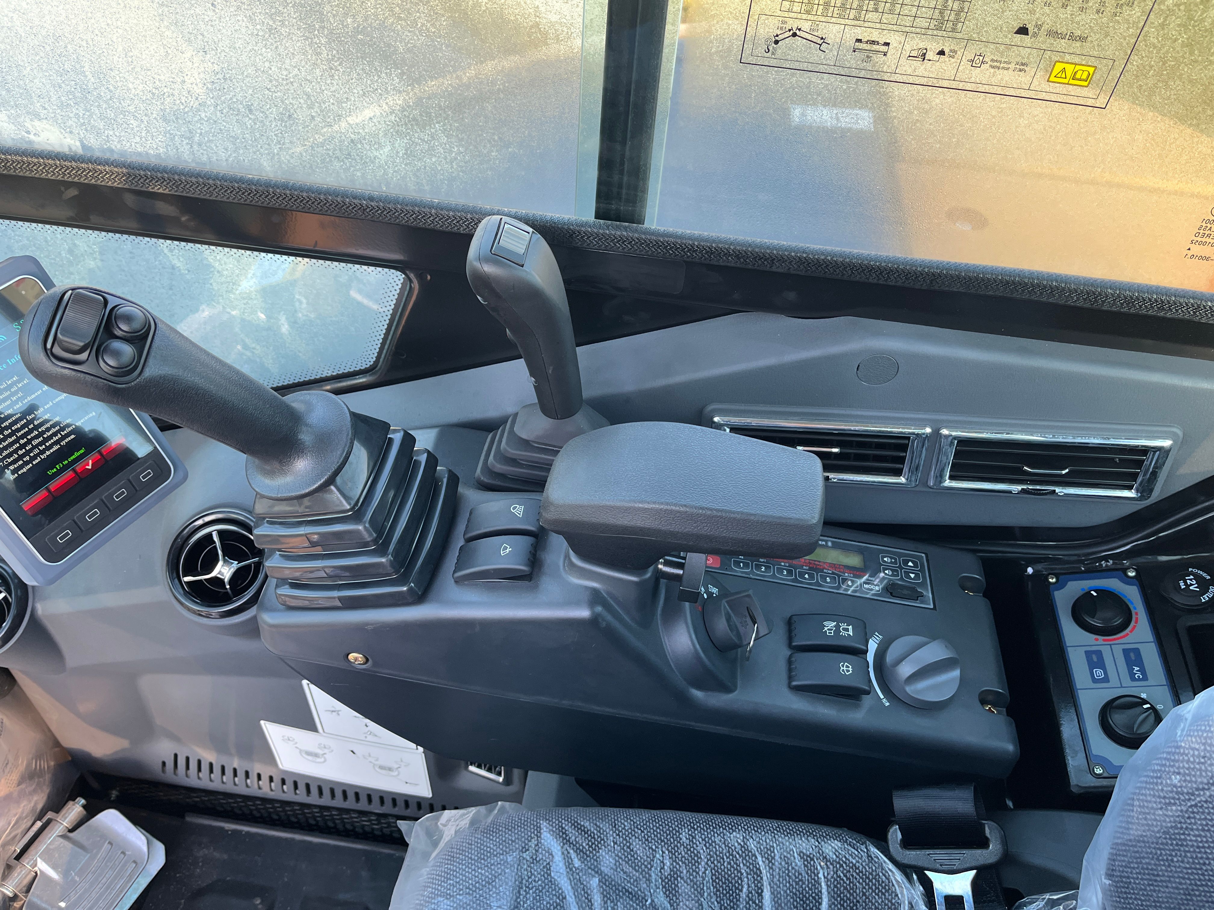 2025 SANY SY50U Photo 10 Thumbnail