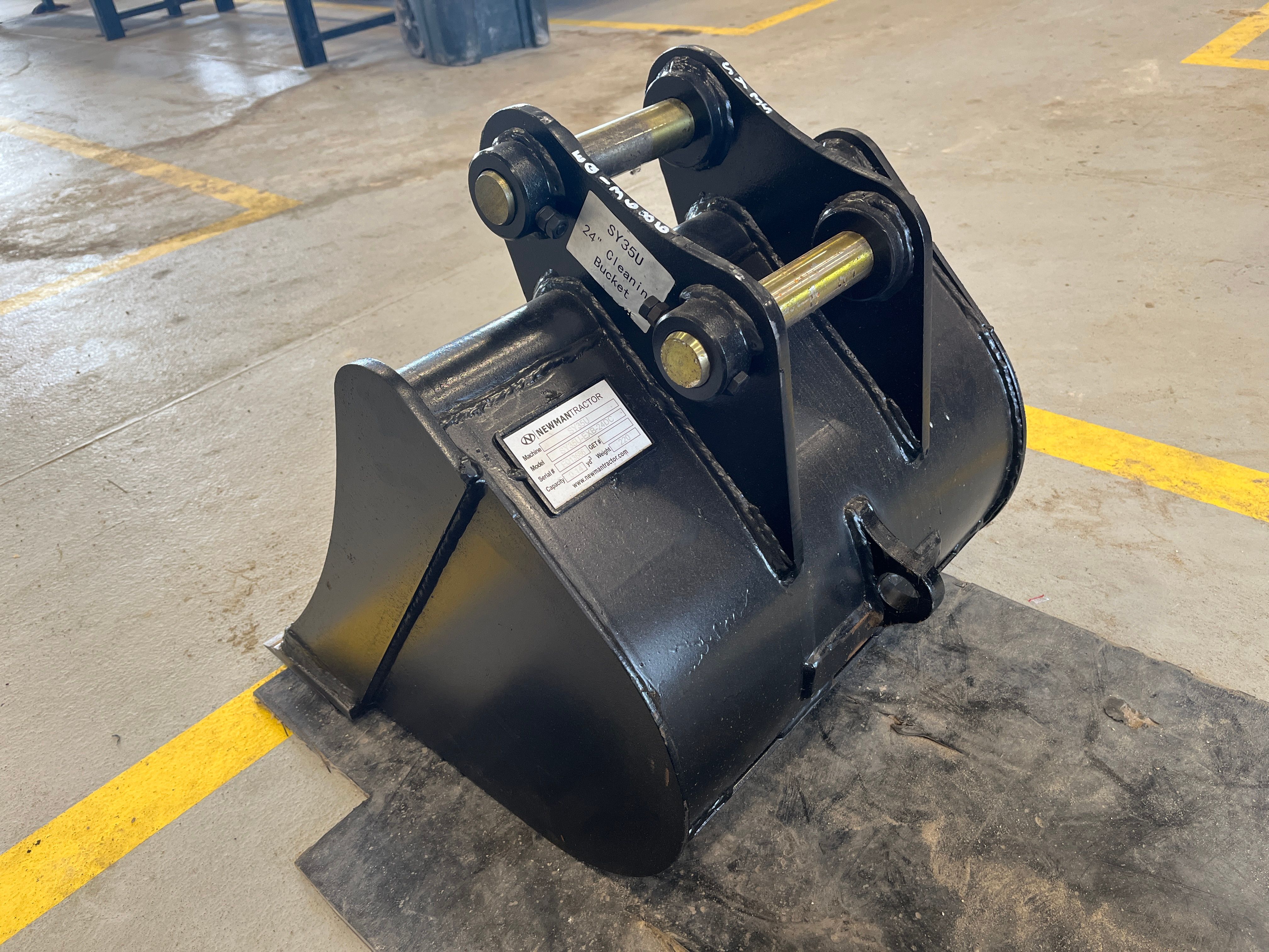 24" DC BUCKET FOR SY35U Photo 2 Thumbnail