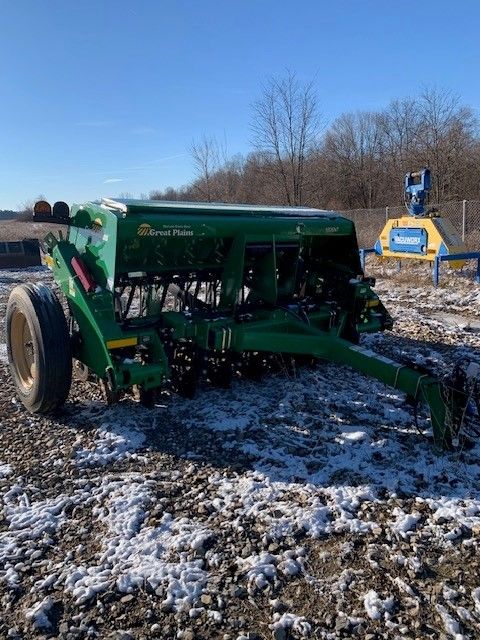2023 GREAT PLAINS 1006NT DRILL SEEDER Photo 1 Thumbnail