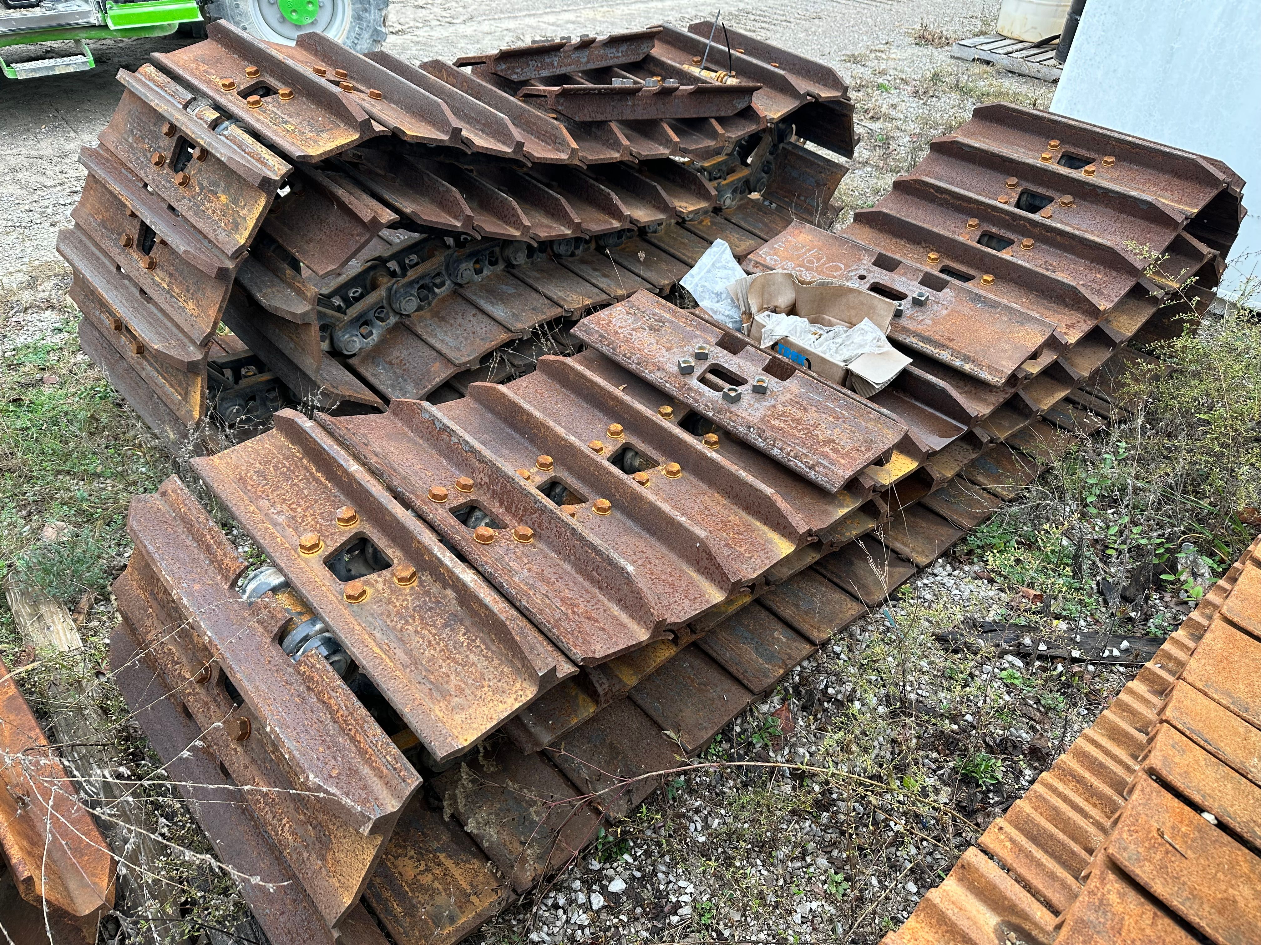 SET OF SINGLE BAR TRACK GROUPS FOR SY385/365 Photo 3 Thumbnail