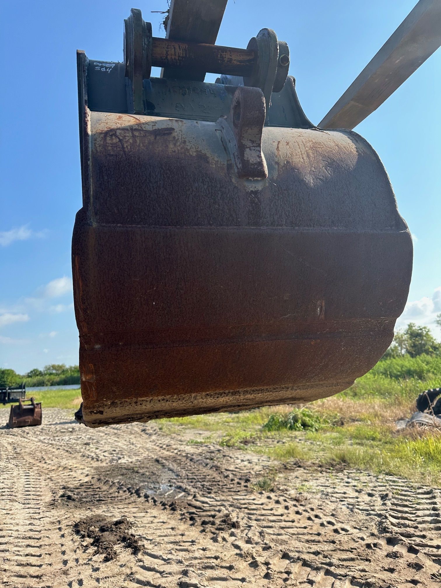 36" BUCKET FOR SY215C Photo 3 Thumbnail