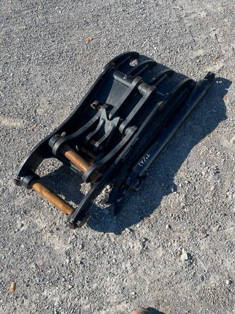 PROGRESSIVE LINK THUMB FOR SY60C (FOR USE WITH QC) Photo 3 Thumbnail