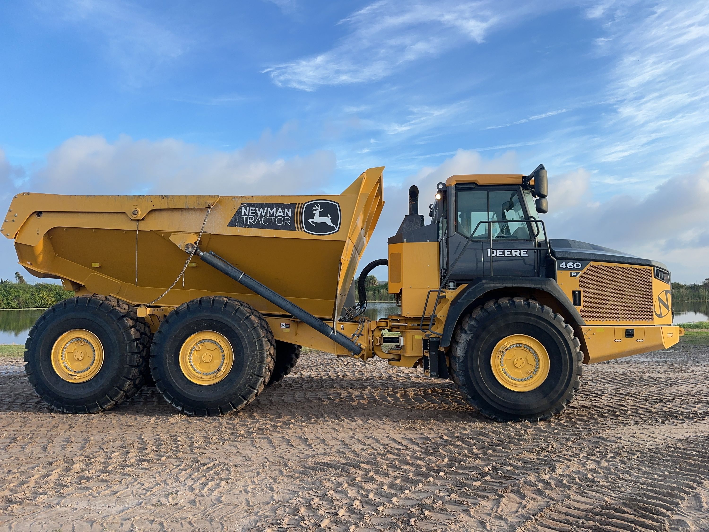 2023 JOHN DEERE 460P Photo 2 Thumbnail