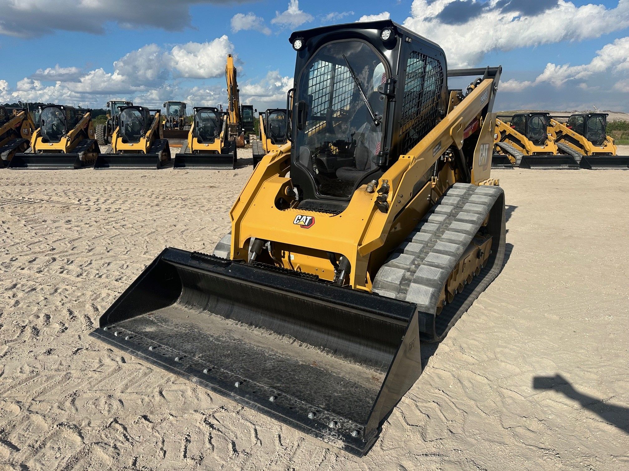 2024 CAT 299D3 Photo 1 Thumbnail