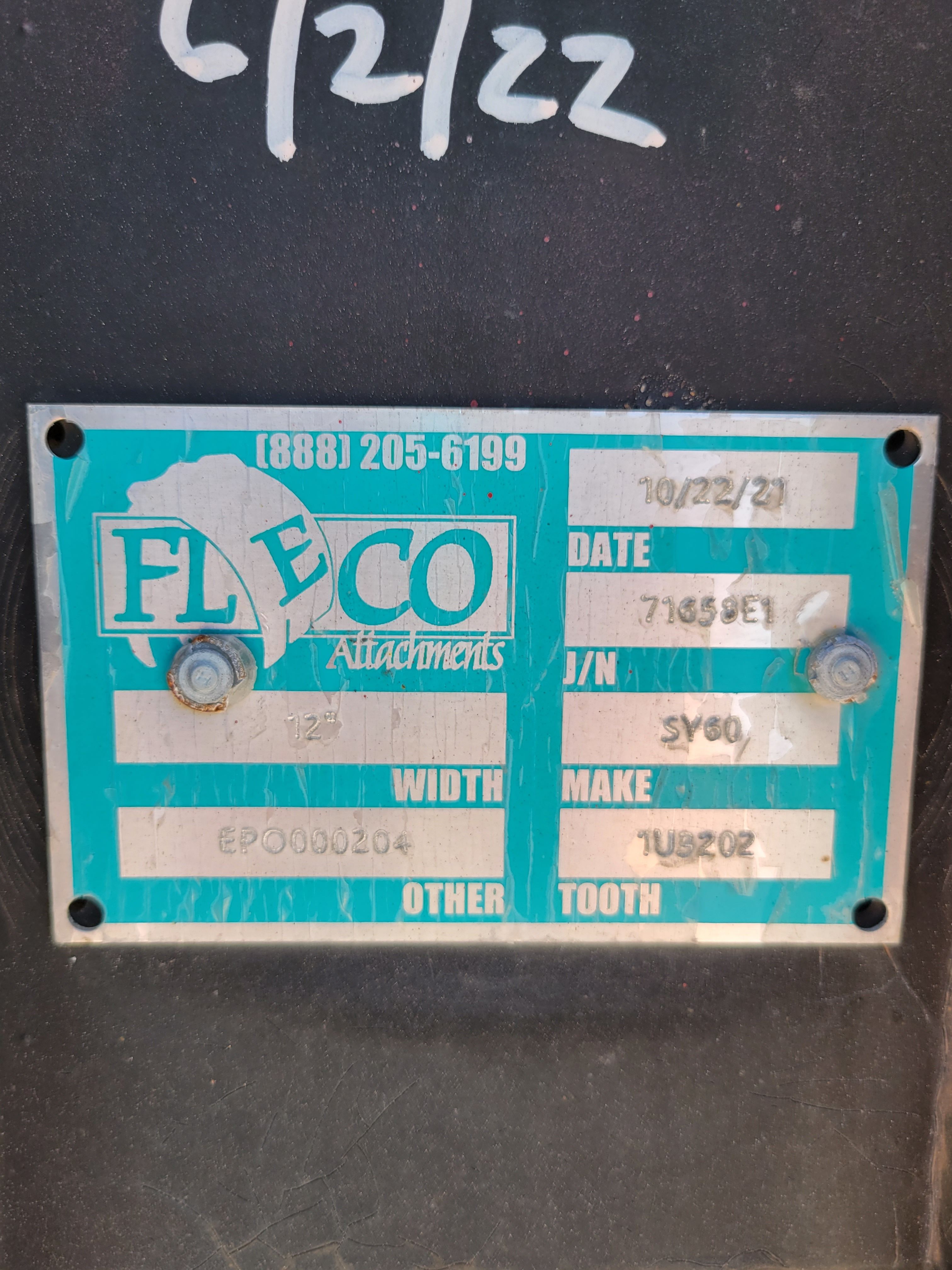 12" BUCKET FOR SY60C Photo 4 Thumbnail