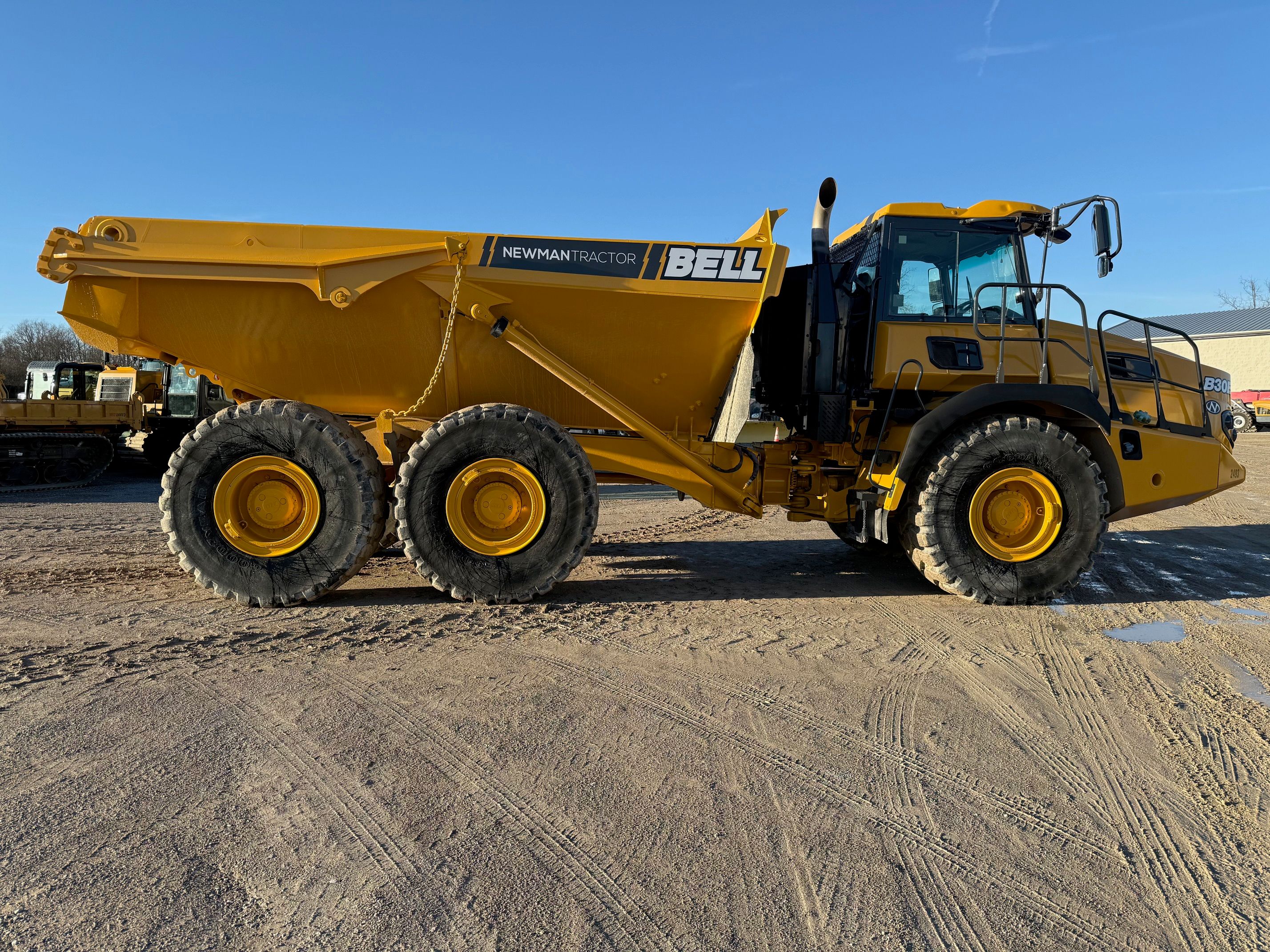 2021 BELL B30E Photo 5 Thumbnail