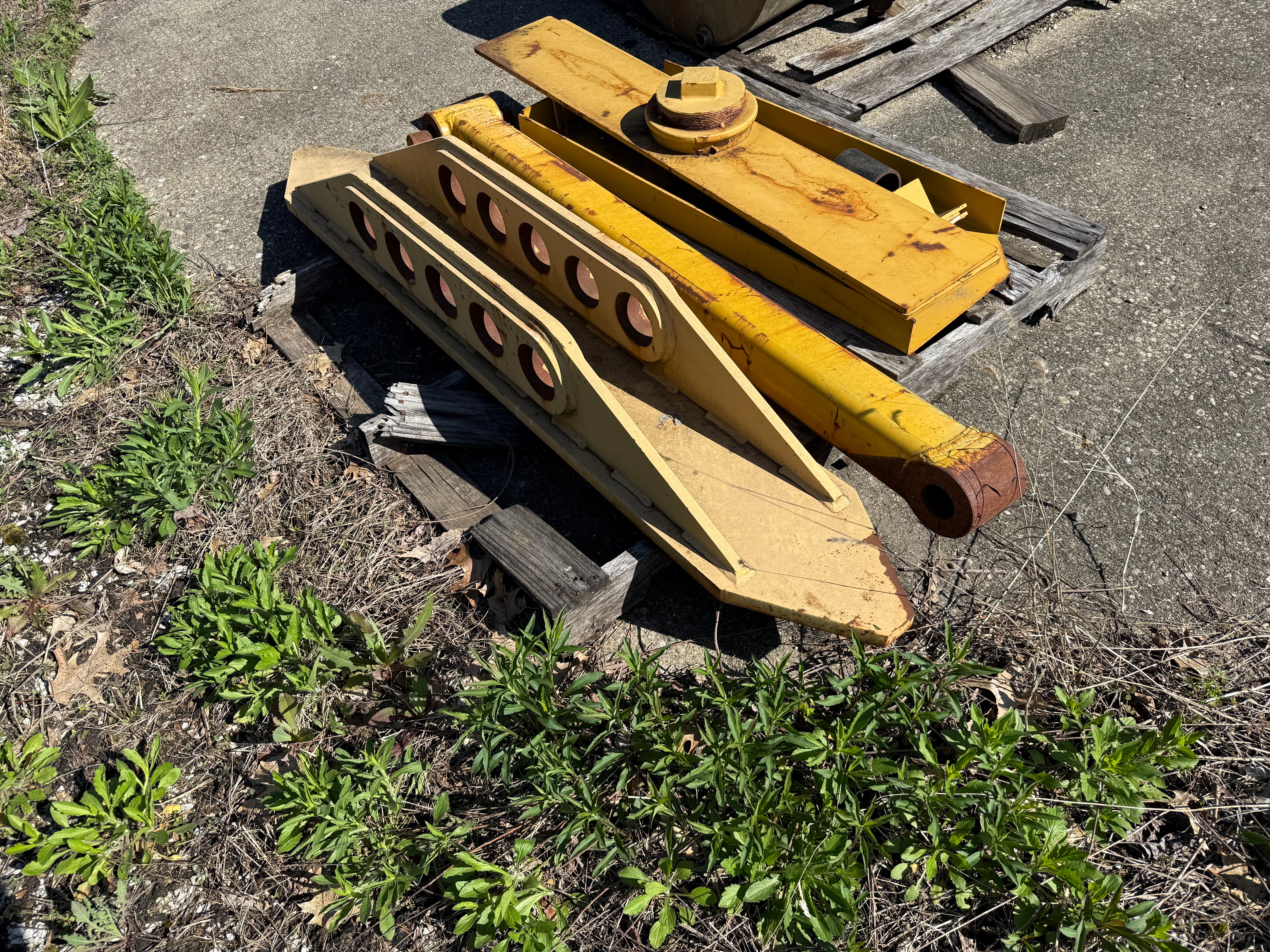 THIRD MEMBER BRACKET Photo 2 Thumbnail