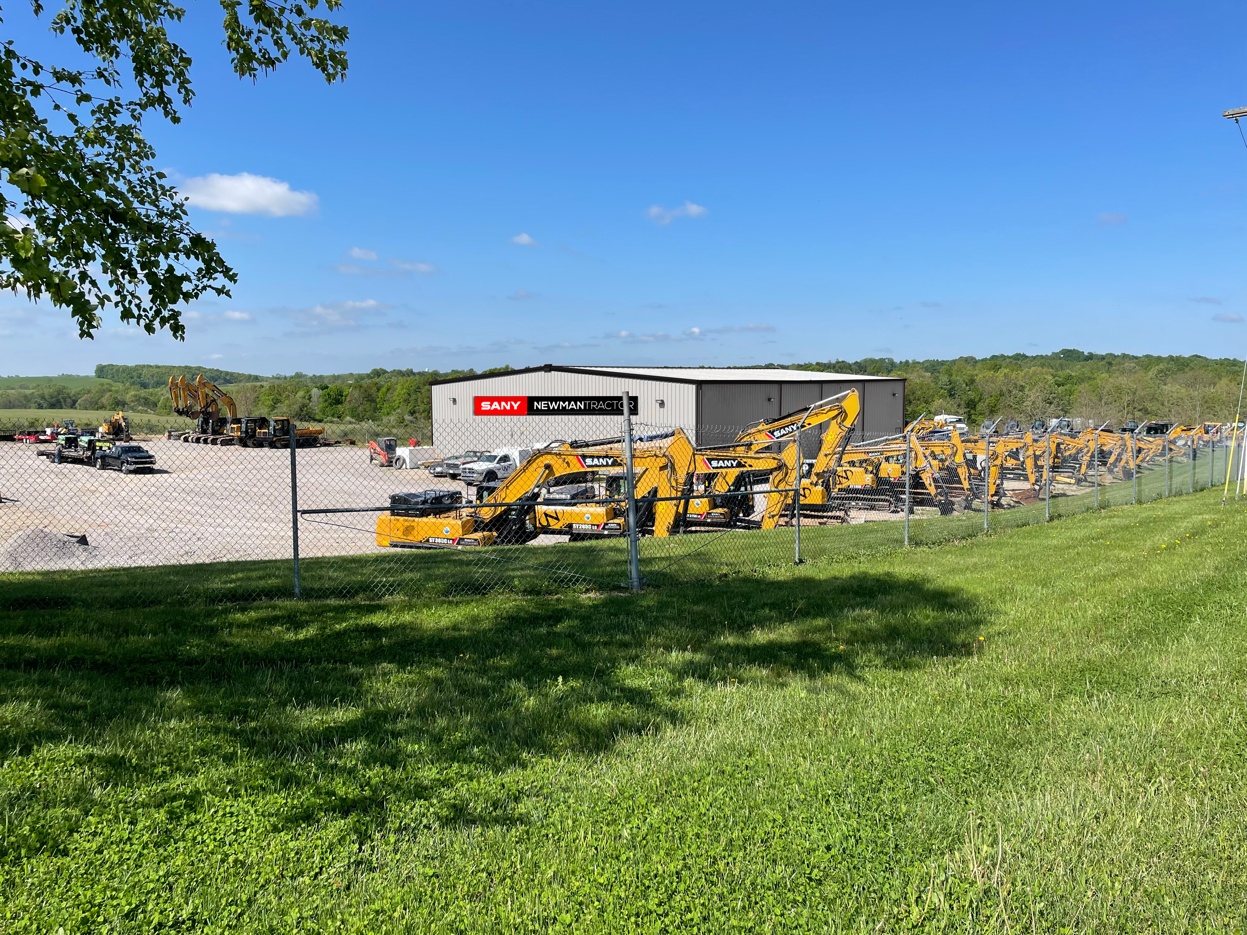 Newman Tractor Image