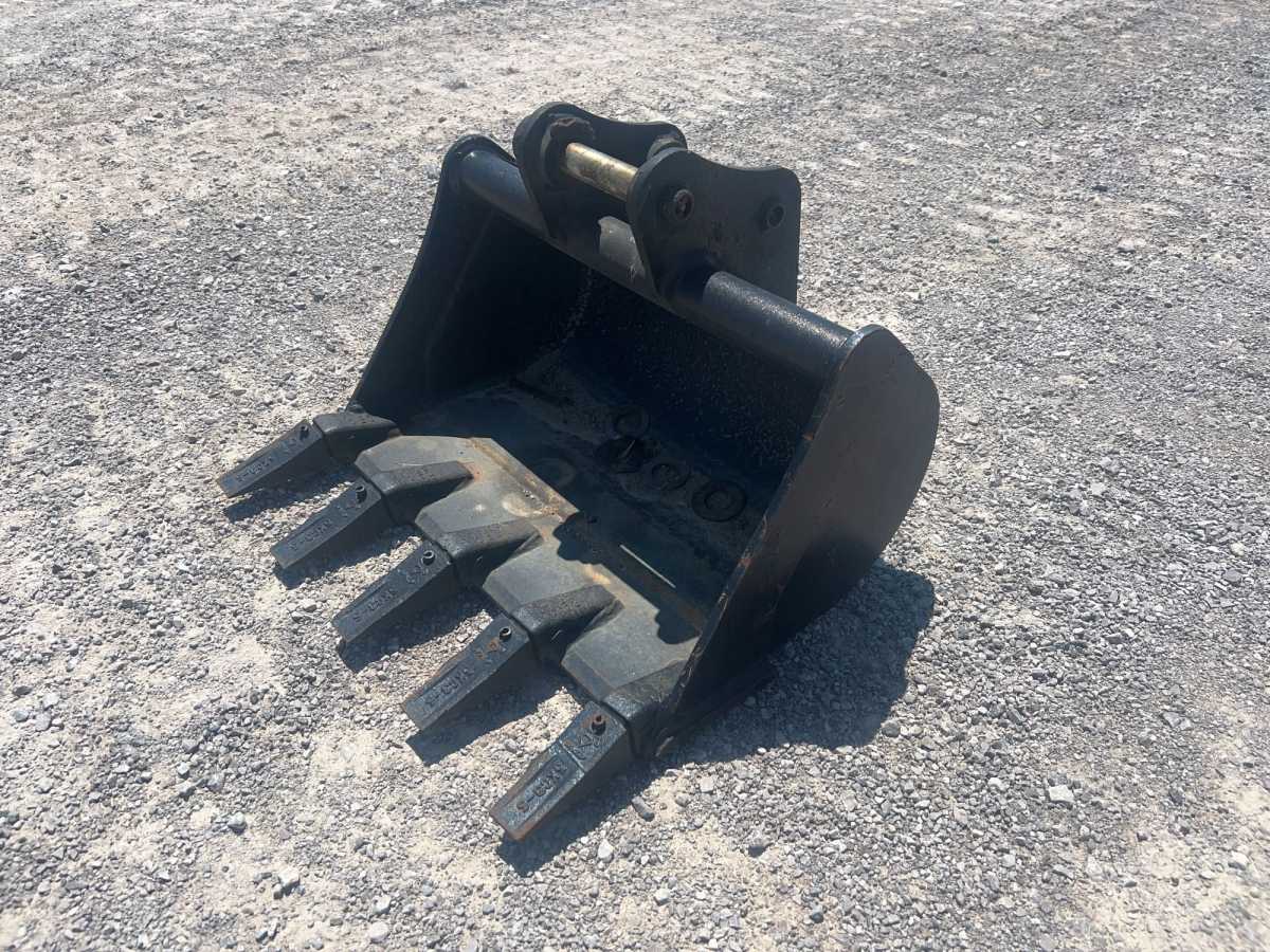 Equipment Photo - EQ9381