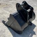 24" EXCAVATOR DIGGING BUCKET 40MM PIN Photo 3 Thumbnail