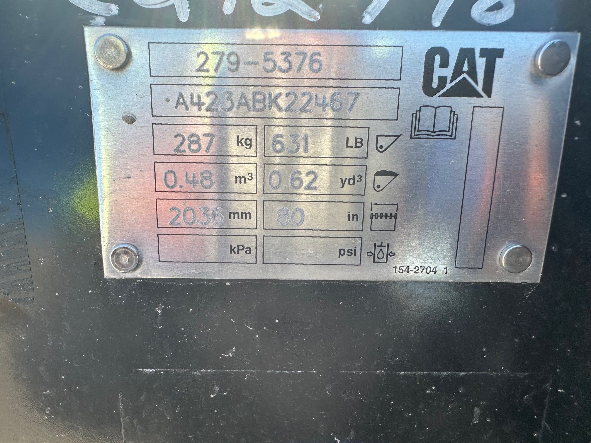 CAT 299D3 80" Skid Steer Bucket Photo 5 Thumbnail