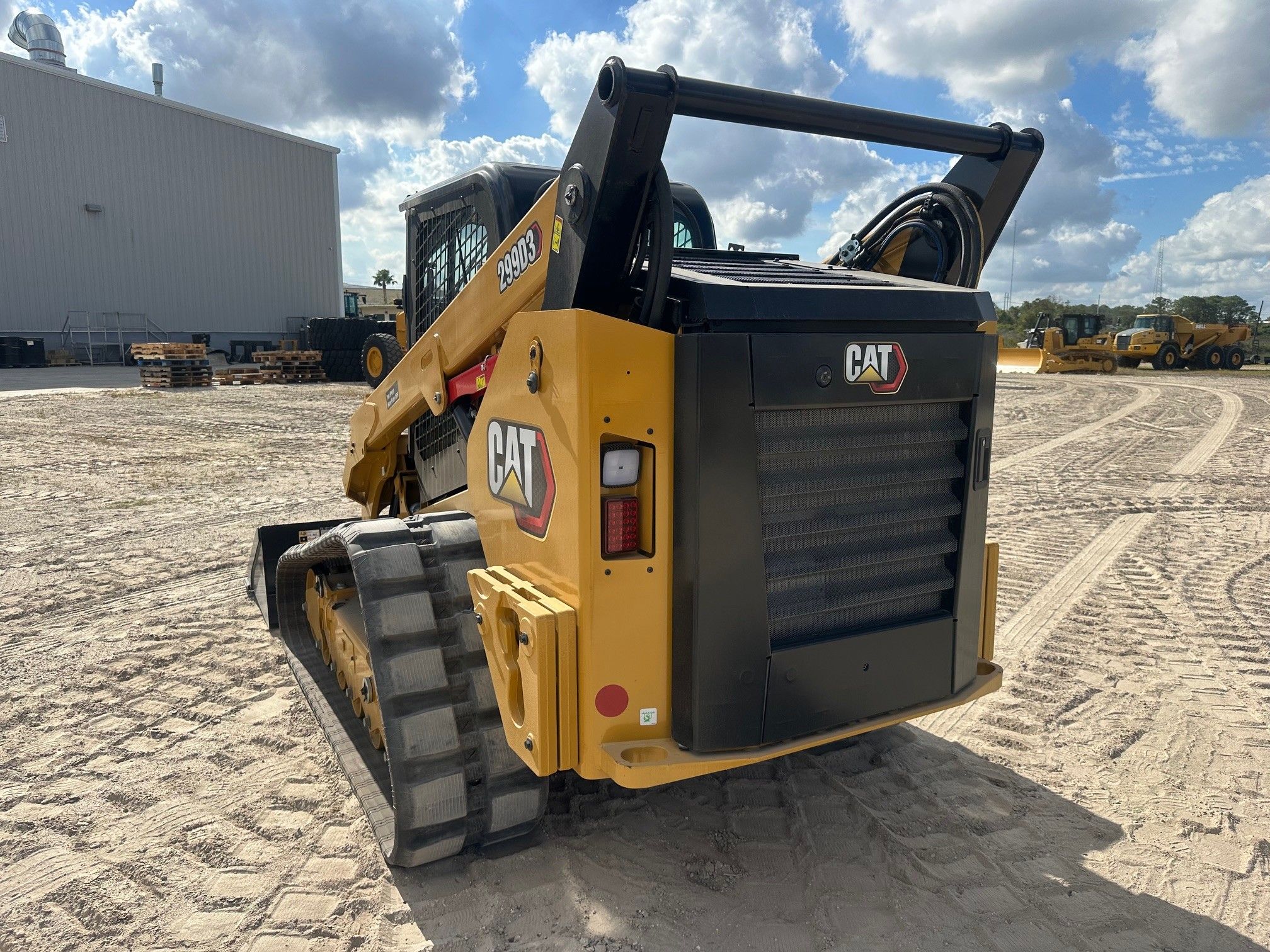 2024 CAT 299D3 Photo 3 Thumbnail