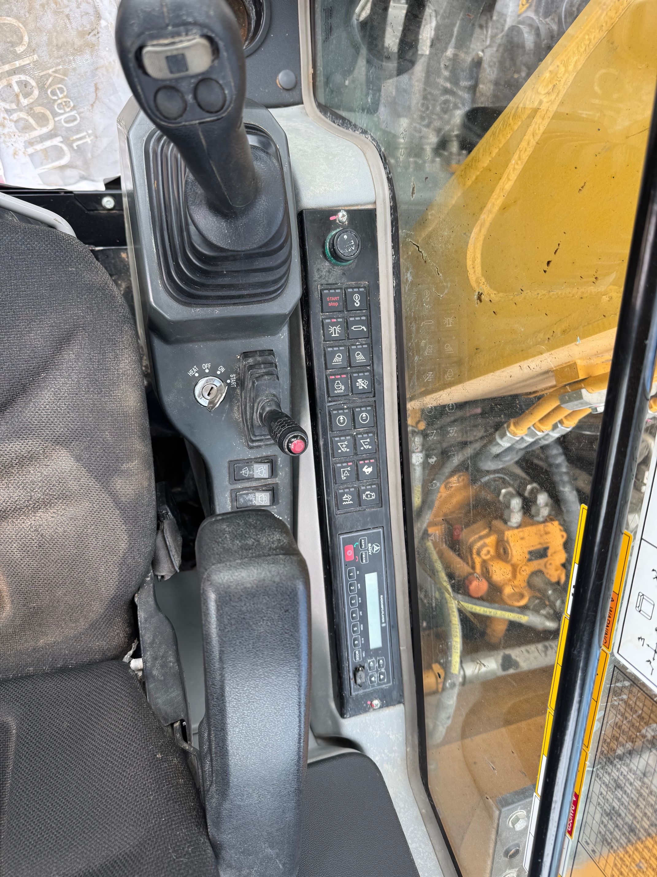 2022 SANY SY155U Photo 10 Thumbnail