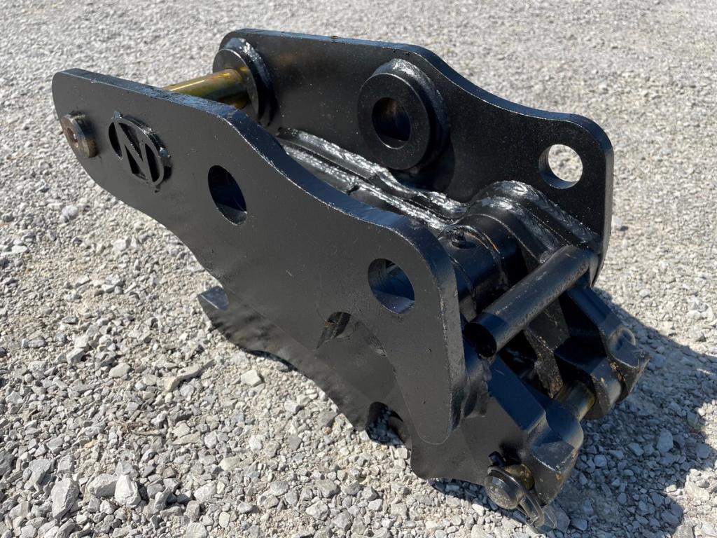 MANUAL QUICK COUPLER FOR SY50U | Newman Tractor